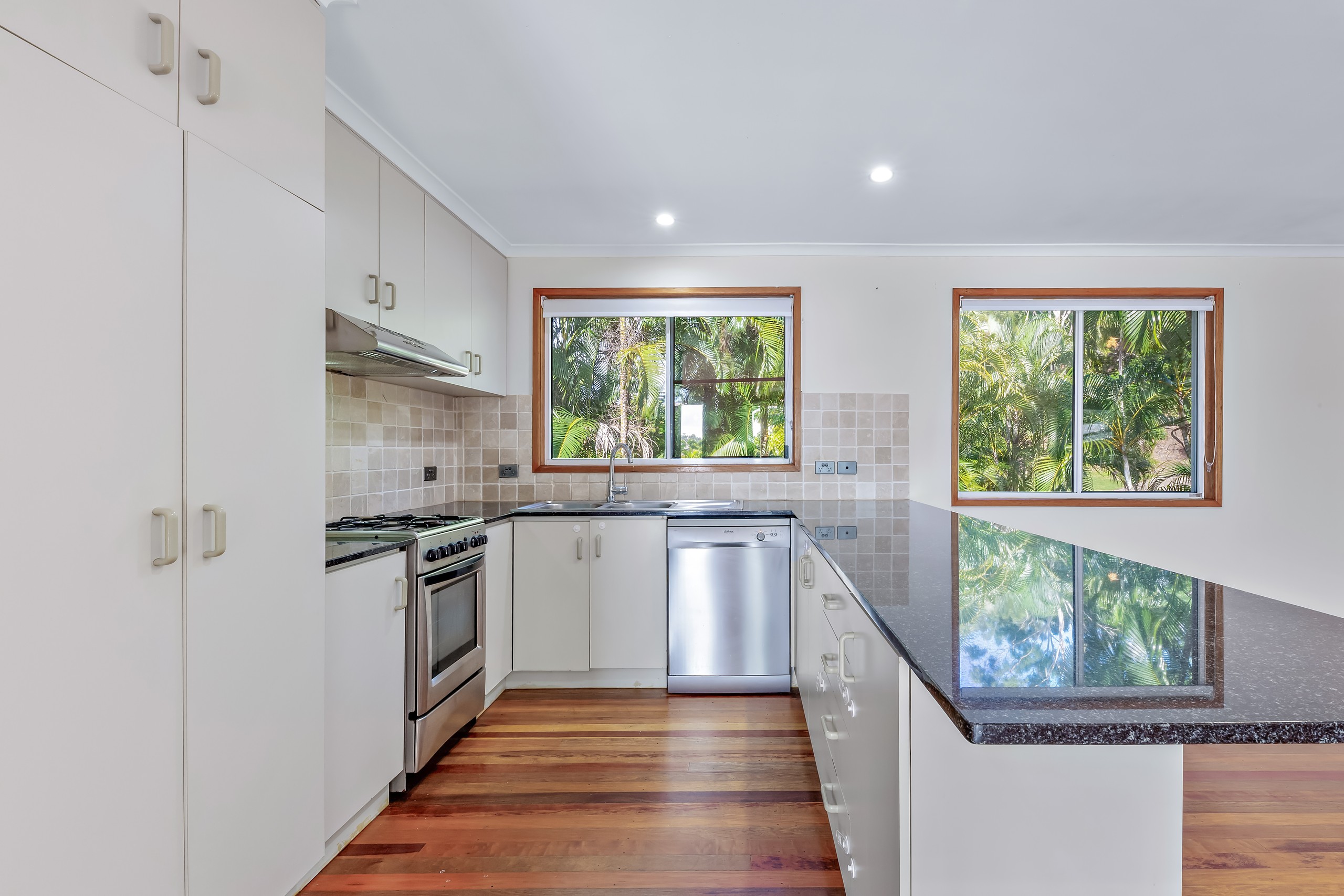 21 Grace Avenue, Cannonvale, QLD 4802