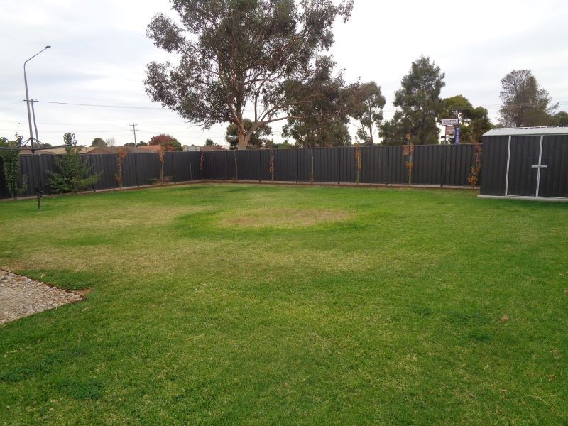 1 Bond Court, Deniliquin, NSW 2710