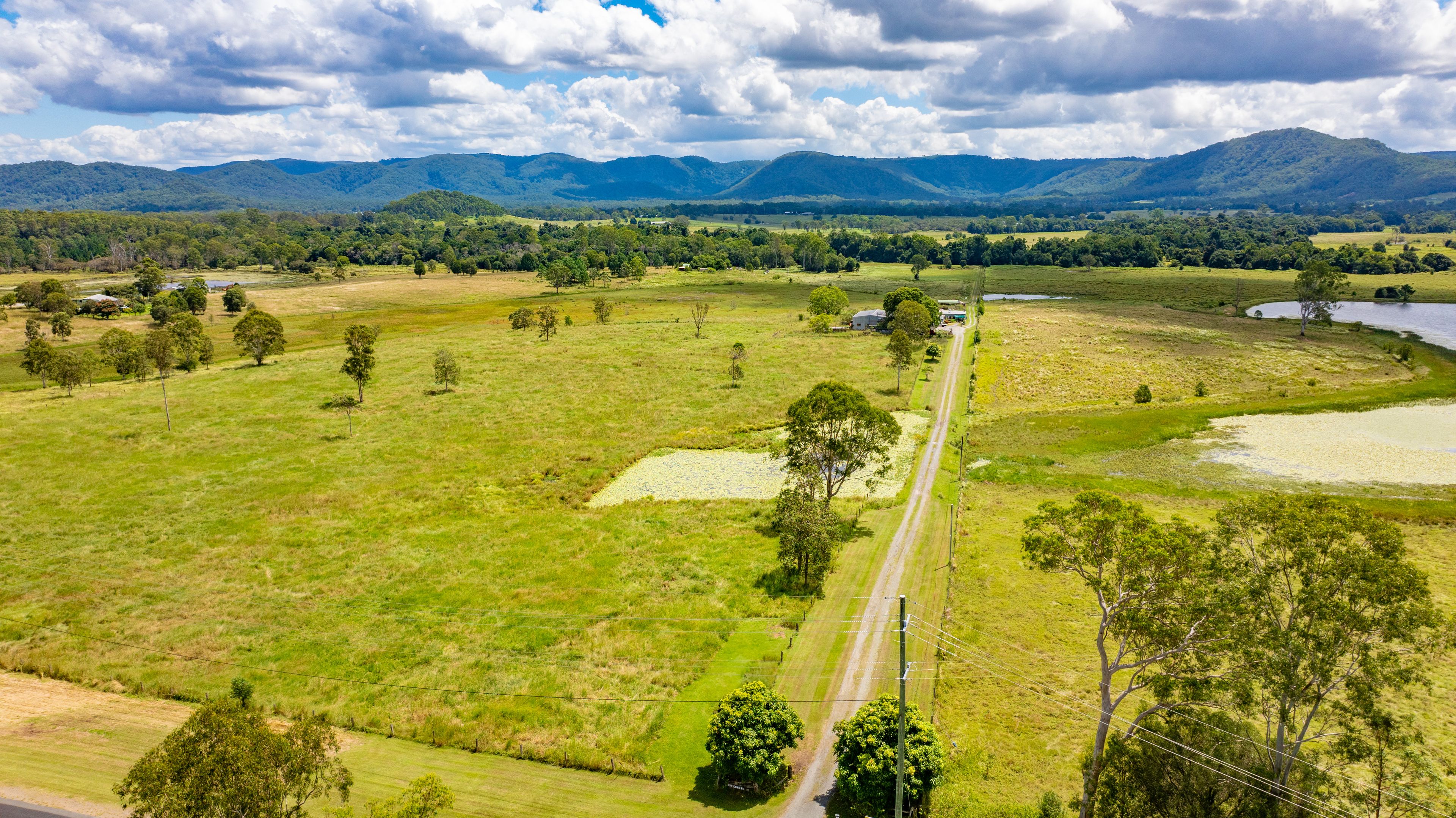 699 Cove Road, Stanmore, QLD 4514