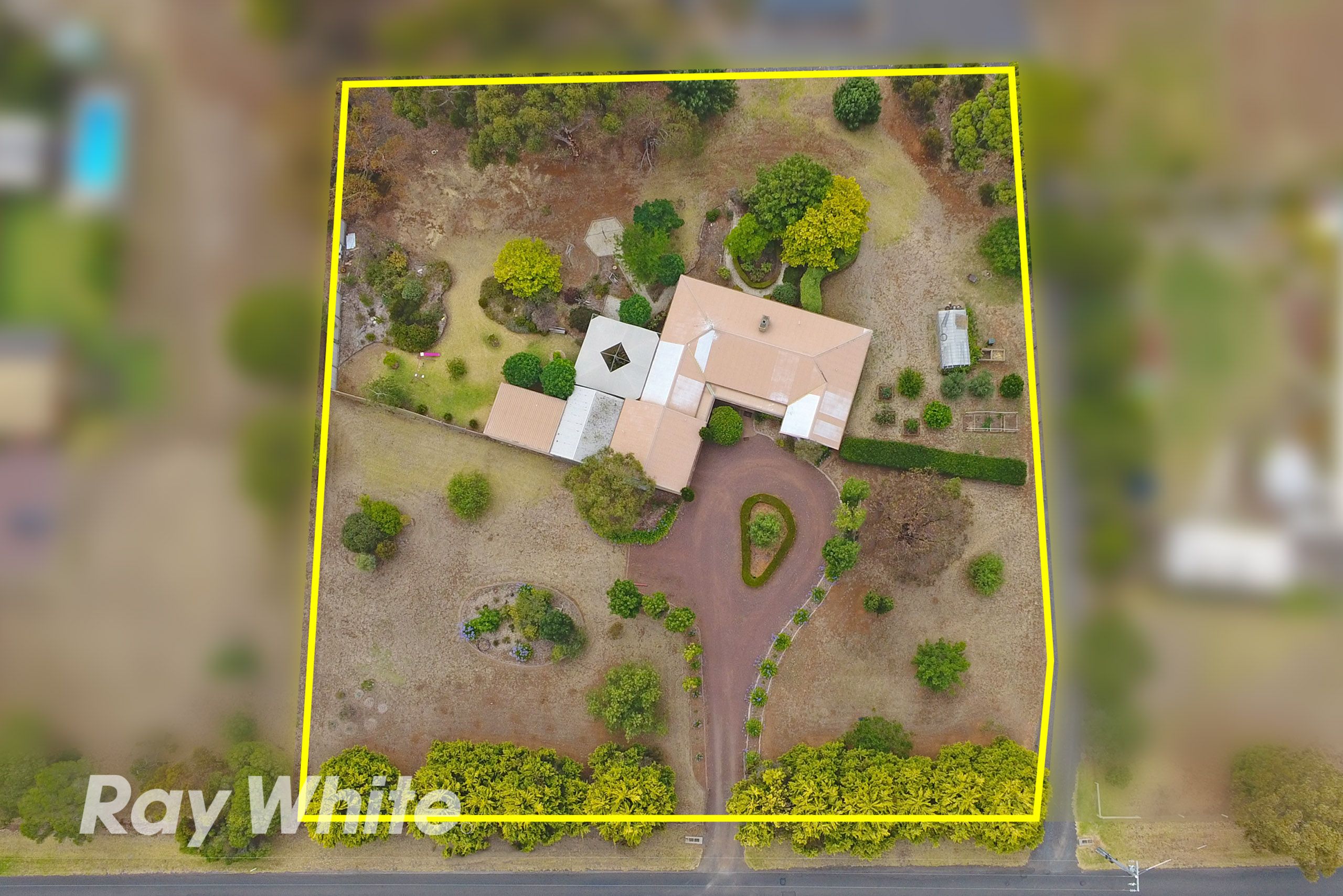 1/4 McHarrys Road, Lara, VIC 3212