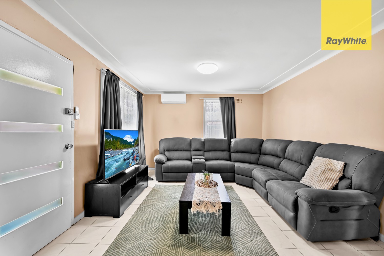8 Jenny Place, Rooty Hill, NSW 2766