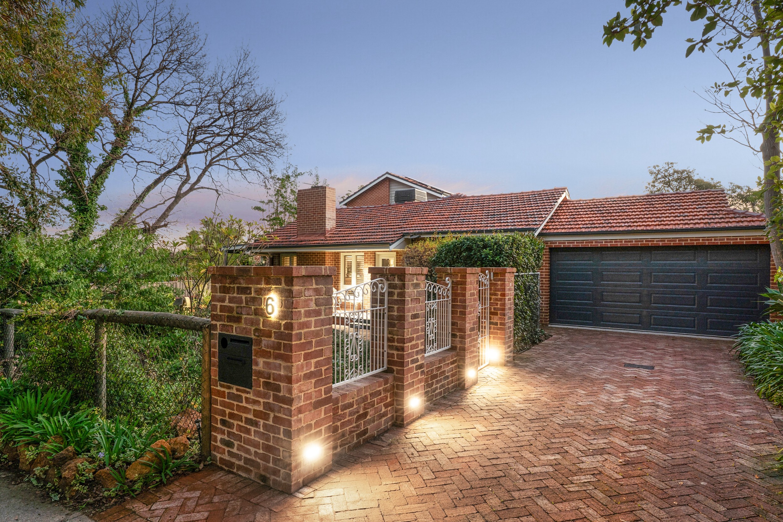 6 McRae Road, Kalamunda, WA 6076