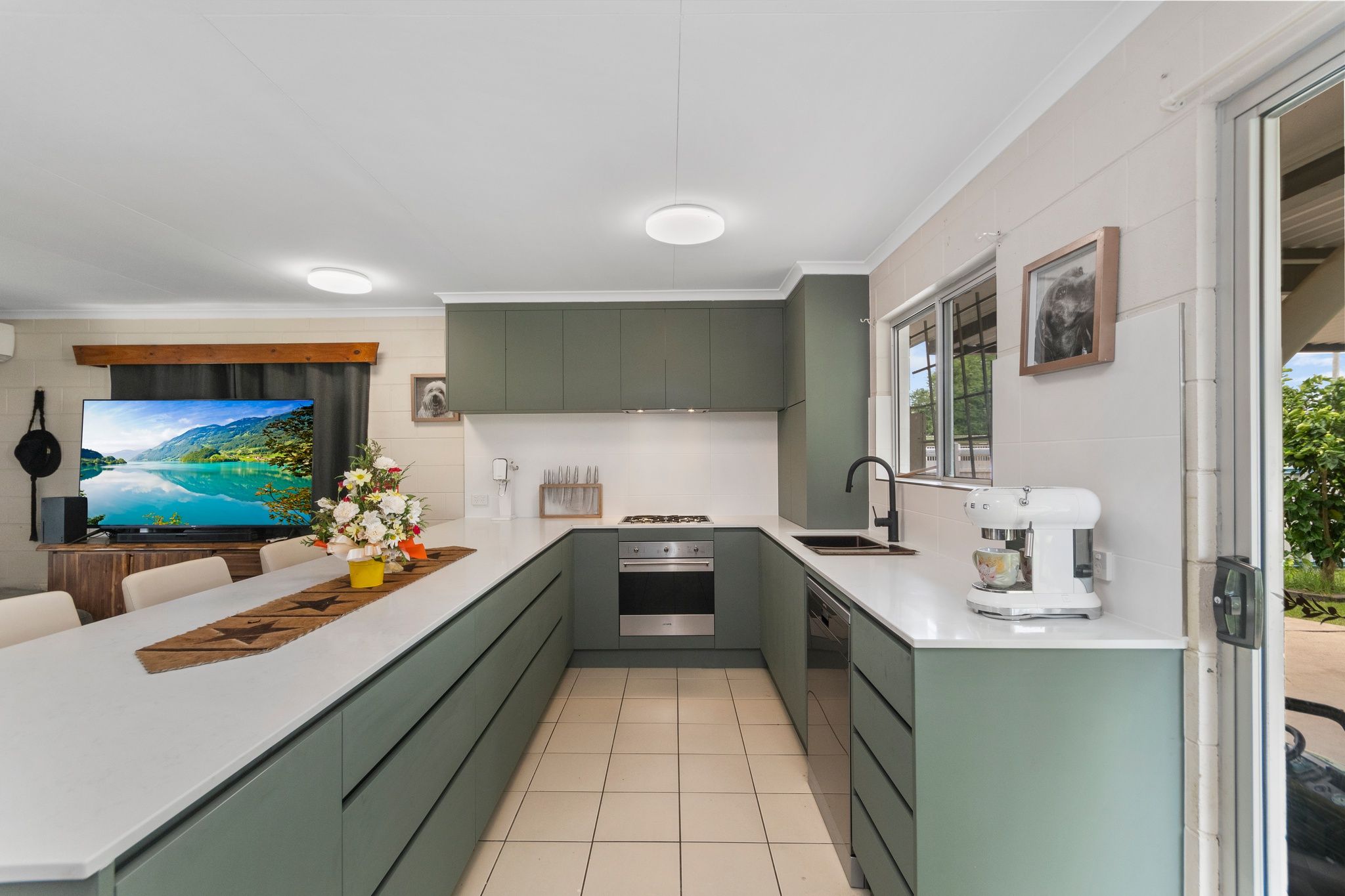 17 Badelona Street, Cranbrook, QLD 4814