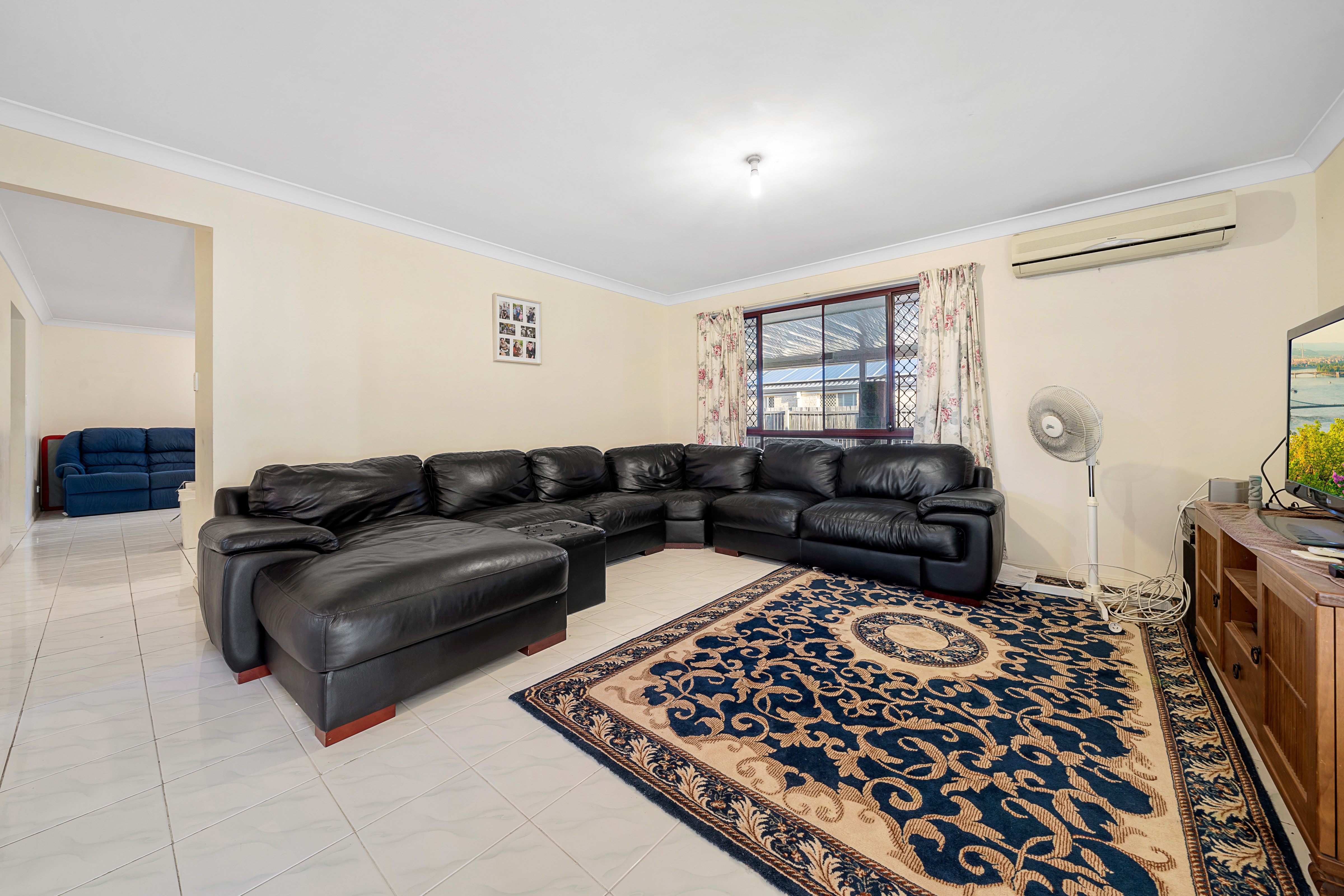 4 Vedders Drive, Heritage Park, QLD 4118
