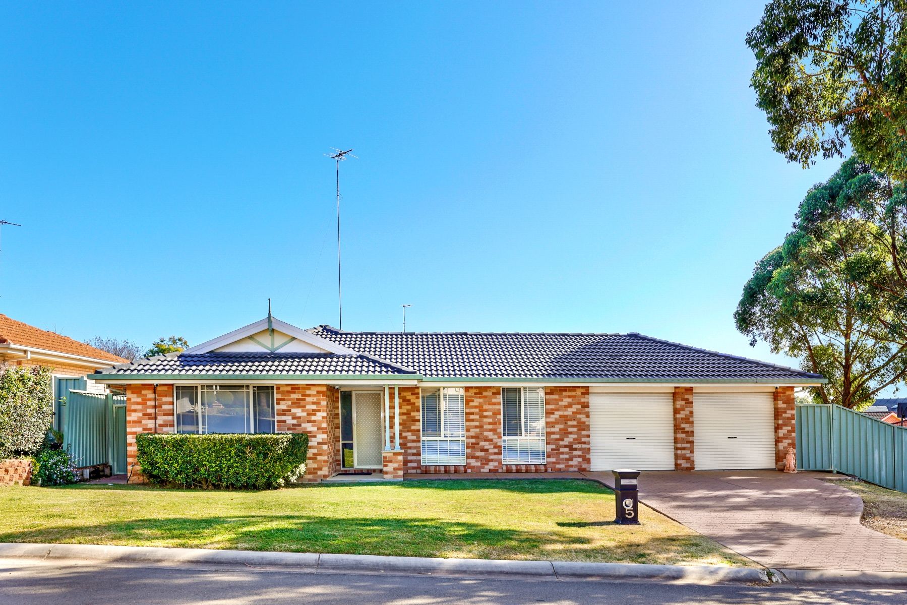 5 Thornbill Crescent, Glenmore Park NSW 2745