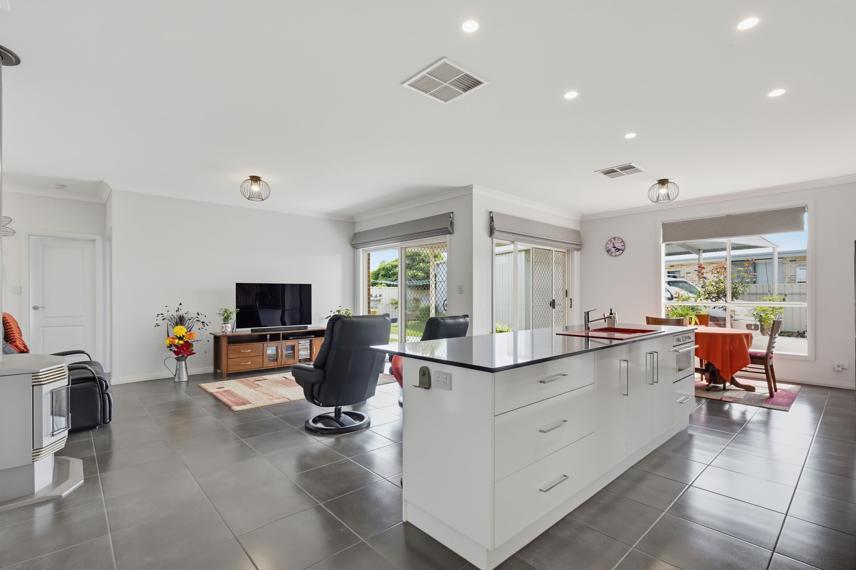 13 Ulonga Court — photo 3 of 30