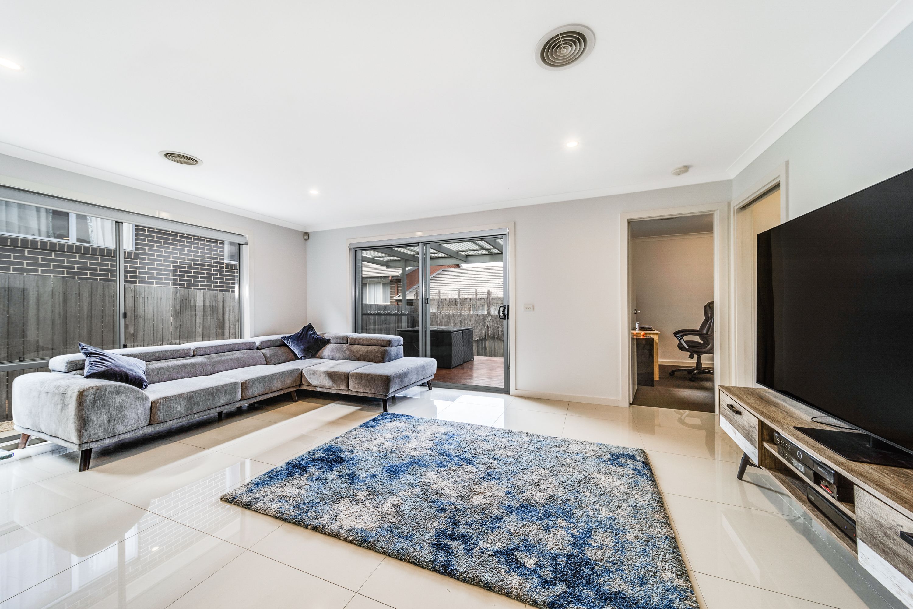 3 Madi Way — photo 5 of 15