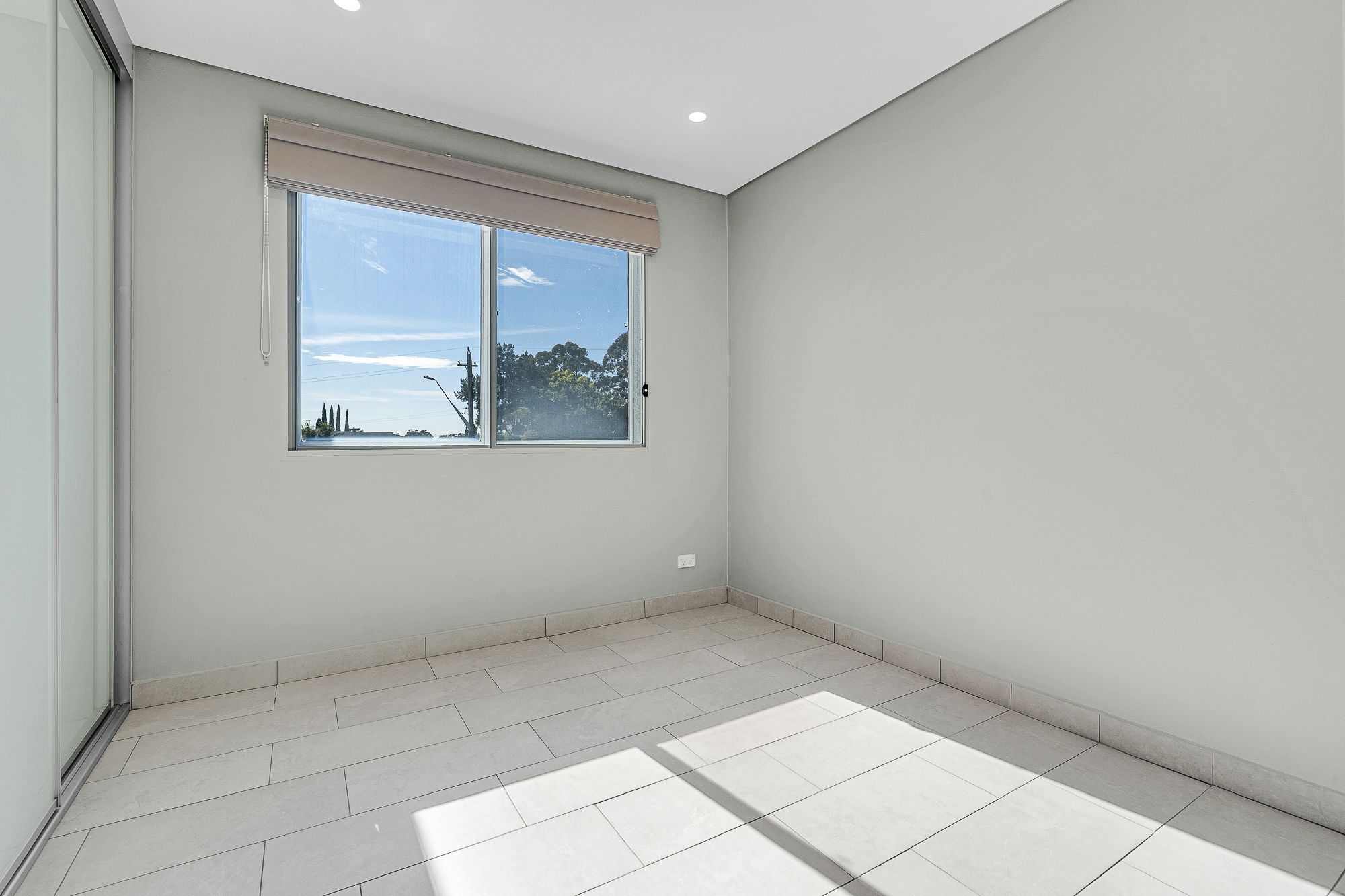 5/637-645 Forest Road — photo 10 of 12
