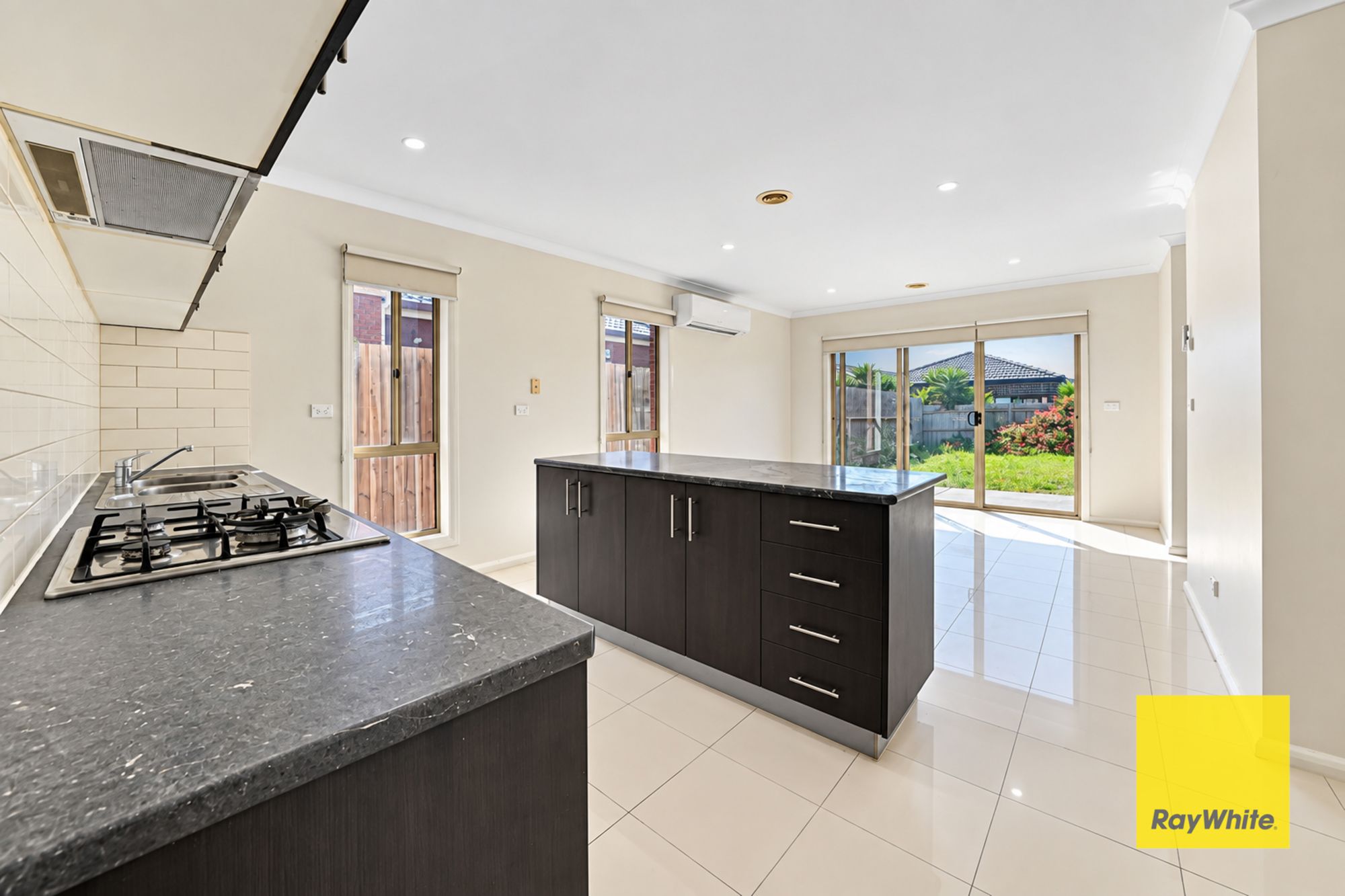 12 Tony Drive — photo 10 of 15