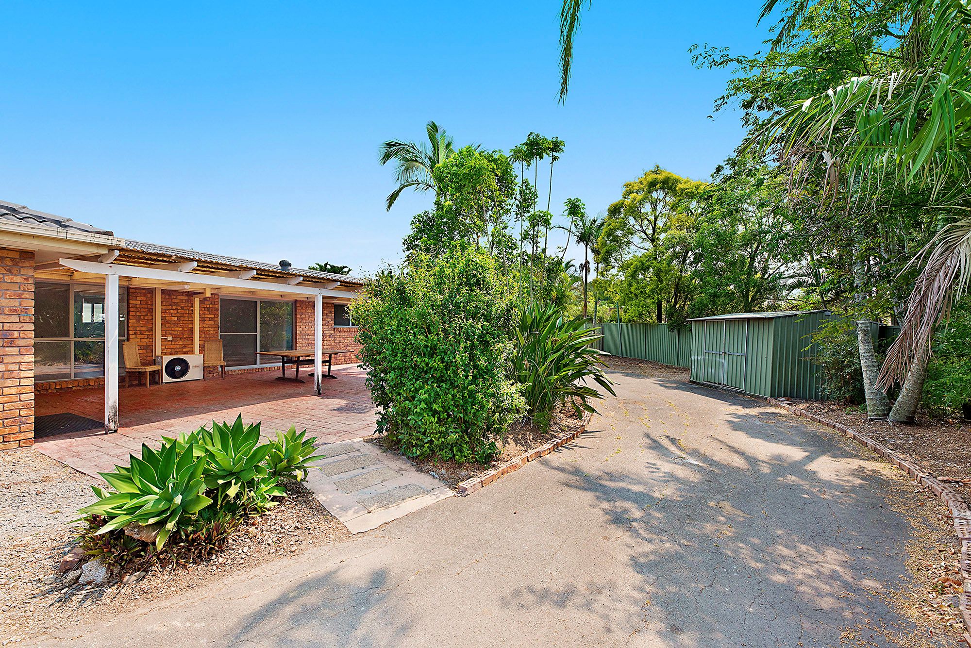 11 Burcott Court, Carrara, QLD 4211