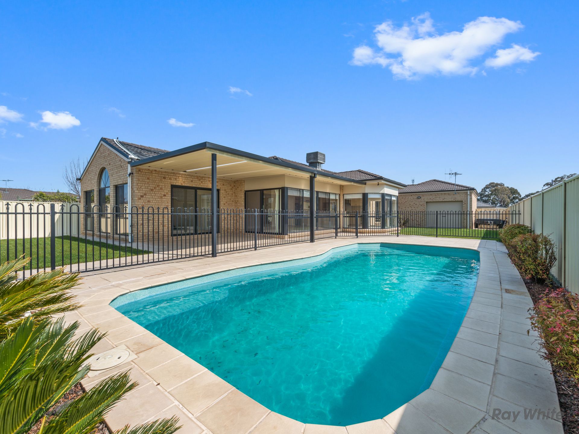 23 Monash Drive, Benalla, VIC 3672