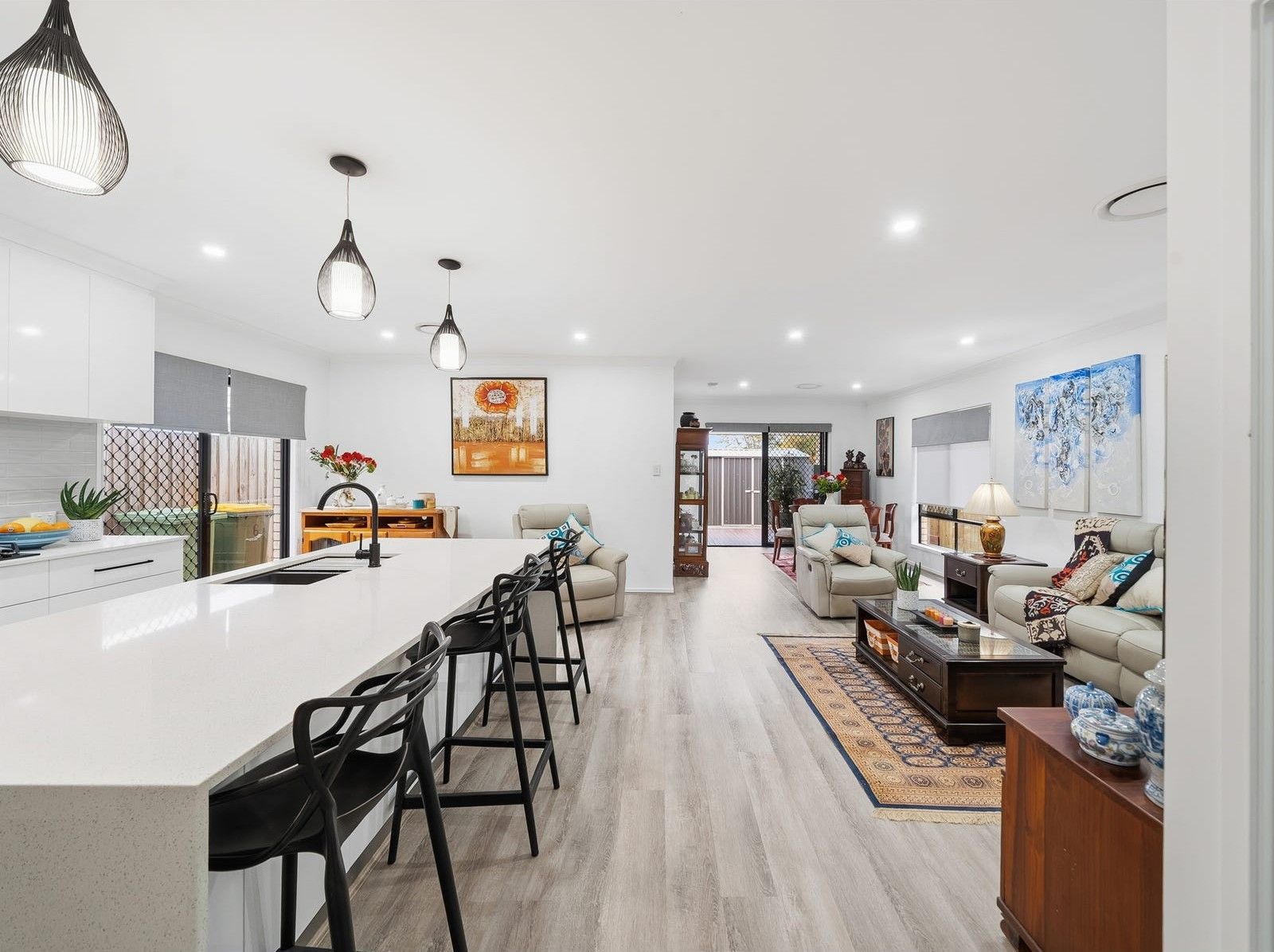 6 Williams Crescent — photo 4 of 25