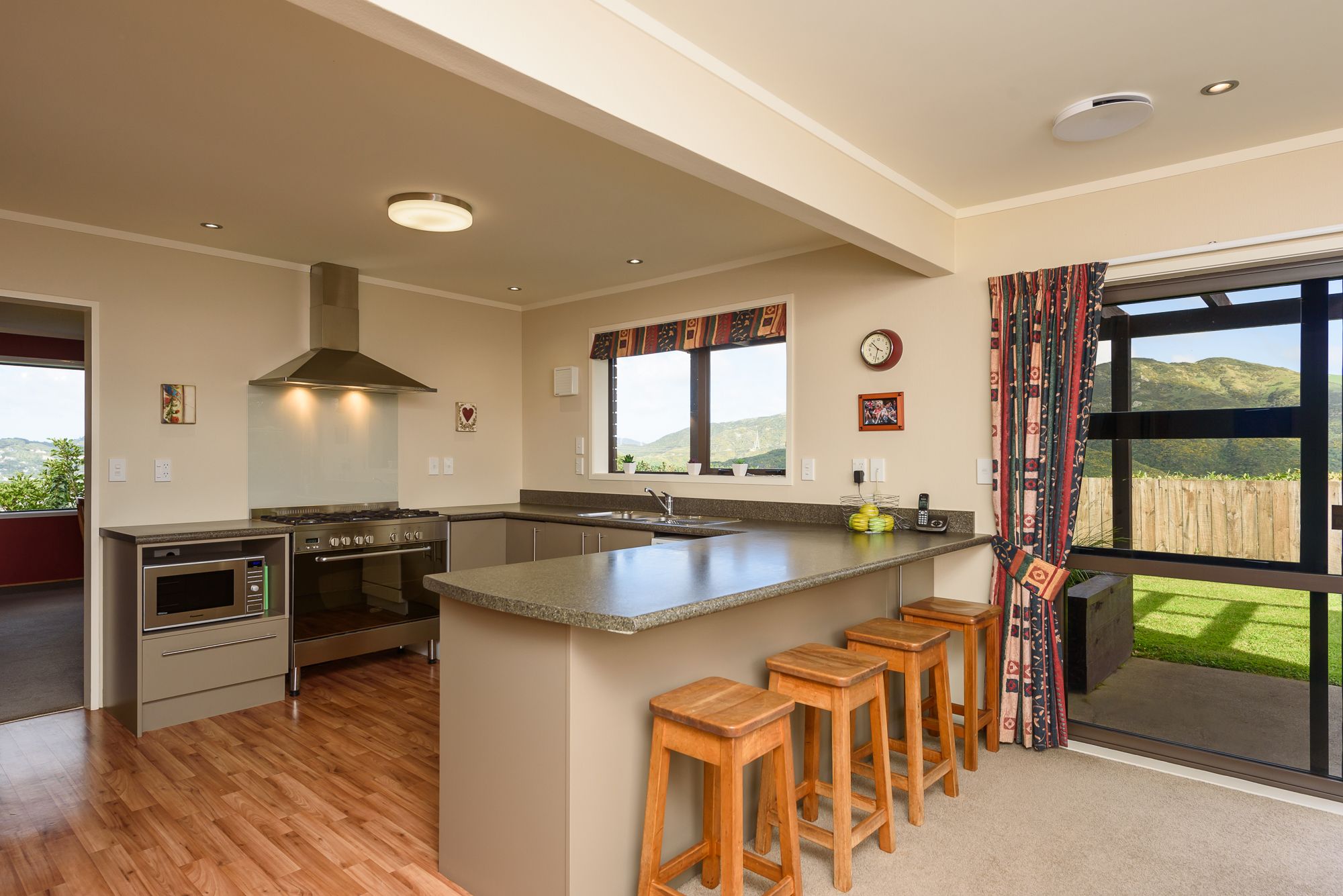 31 Satara Crescent, Khandallah, Wellington City