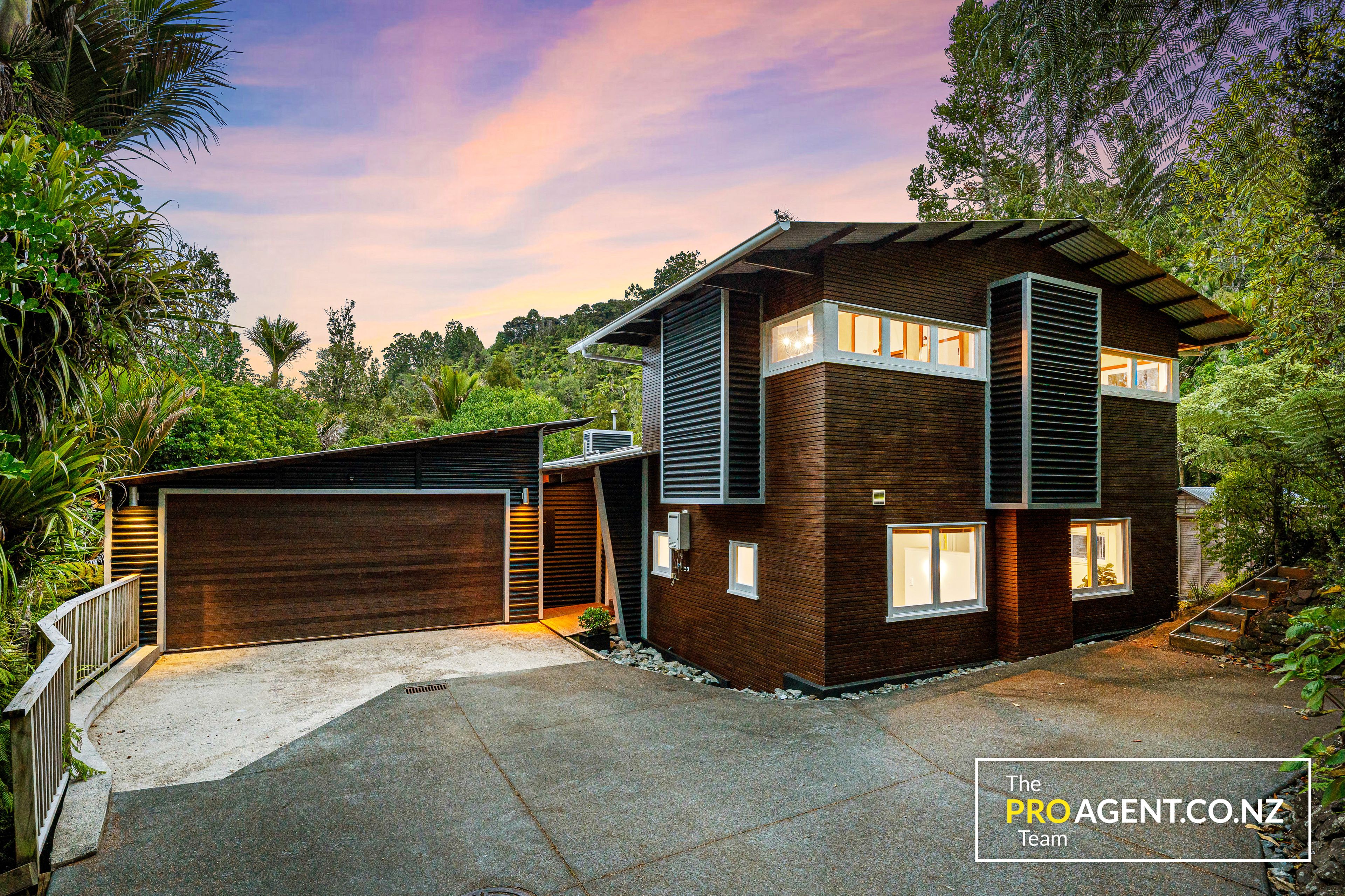 65 Waima Crescent, Titirangi, Waitakere City