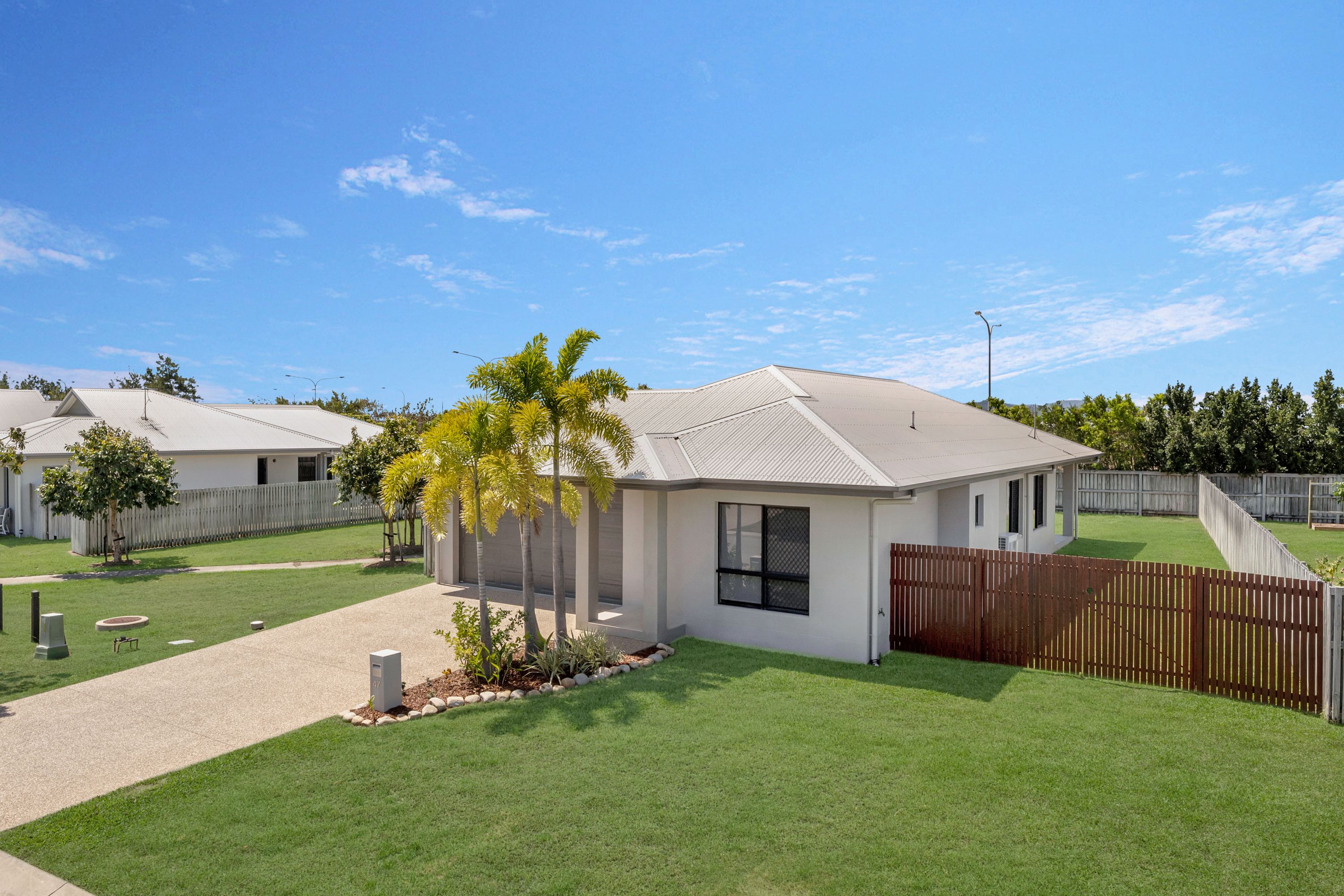 47 Daydream Circuit, Burdell QLD 4818