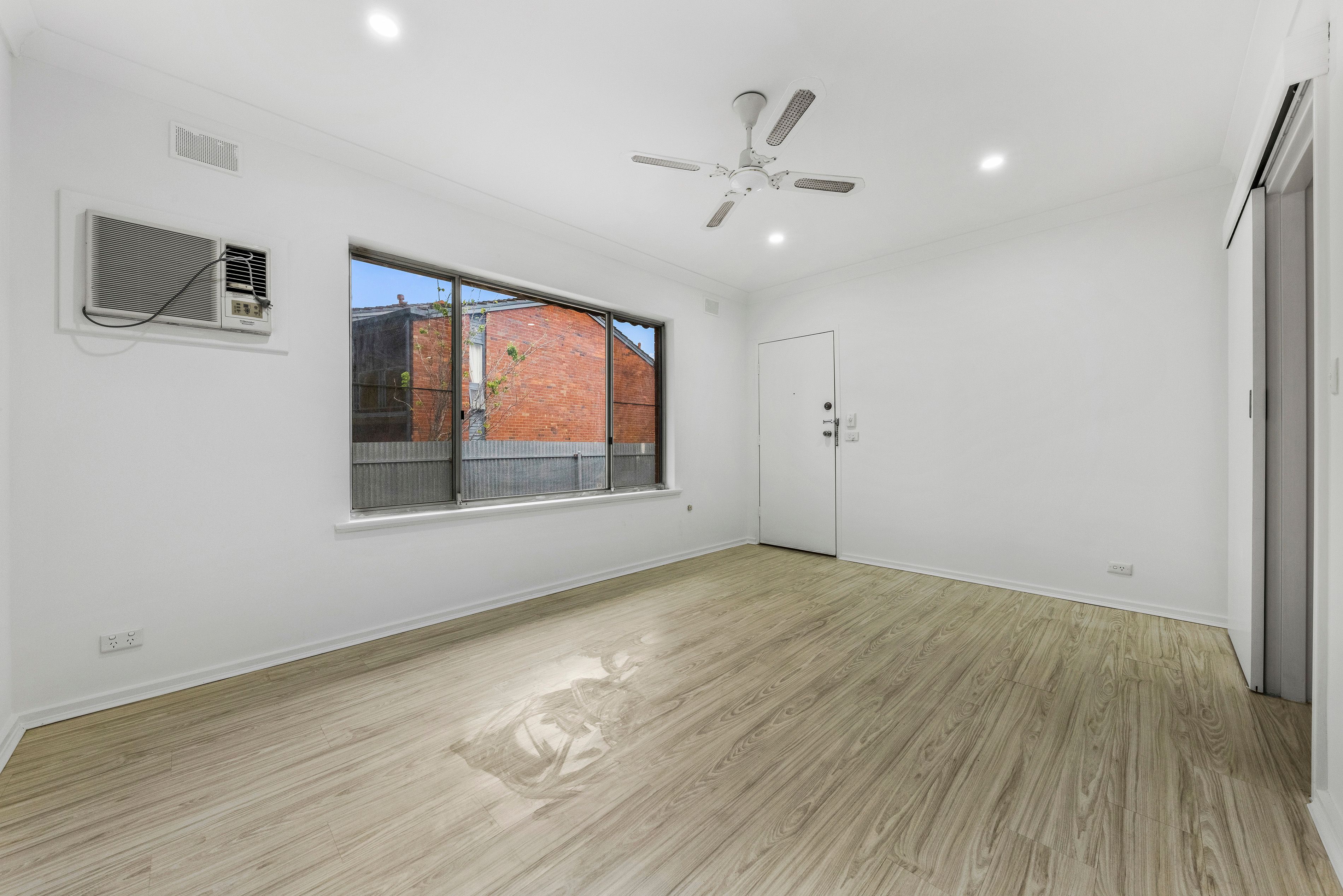 2/13 Trewren Avenue, Rostrevor, SA 5073