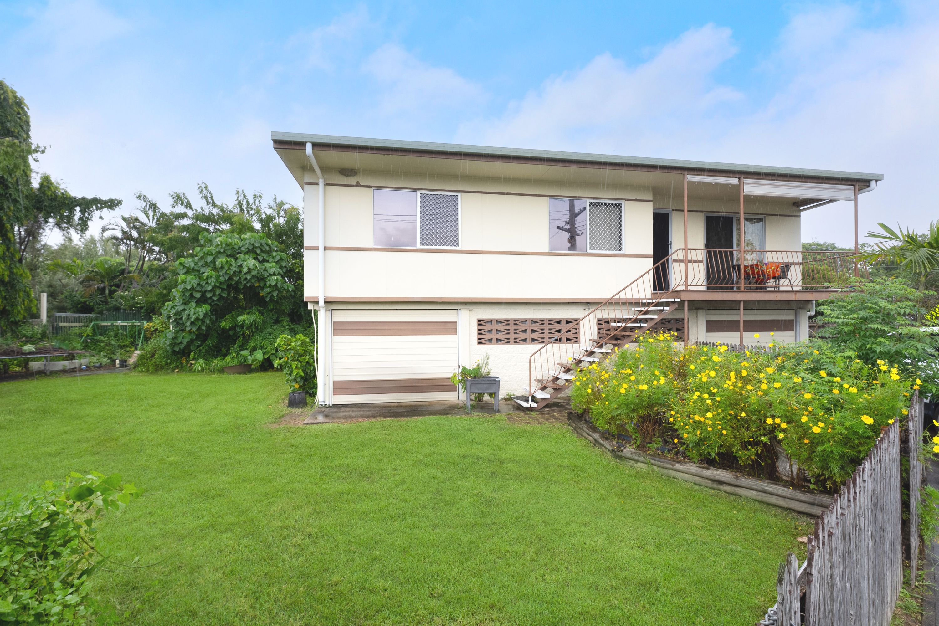 366 Charles Street, Kirwan QLD 4817