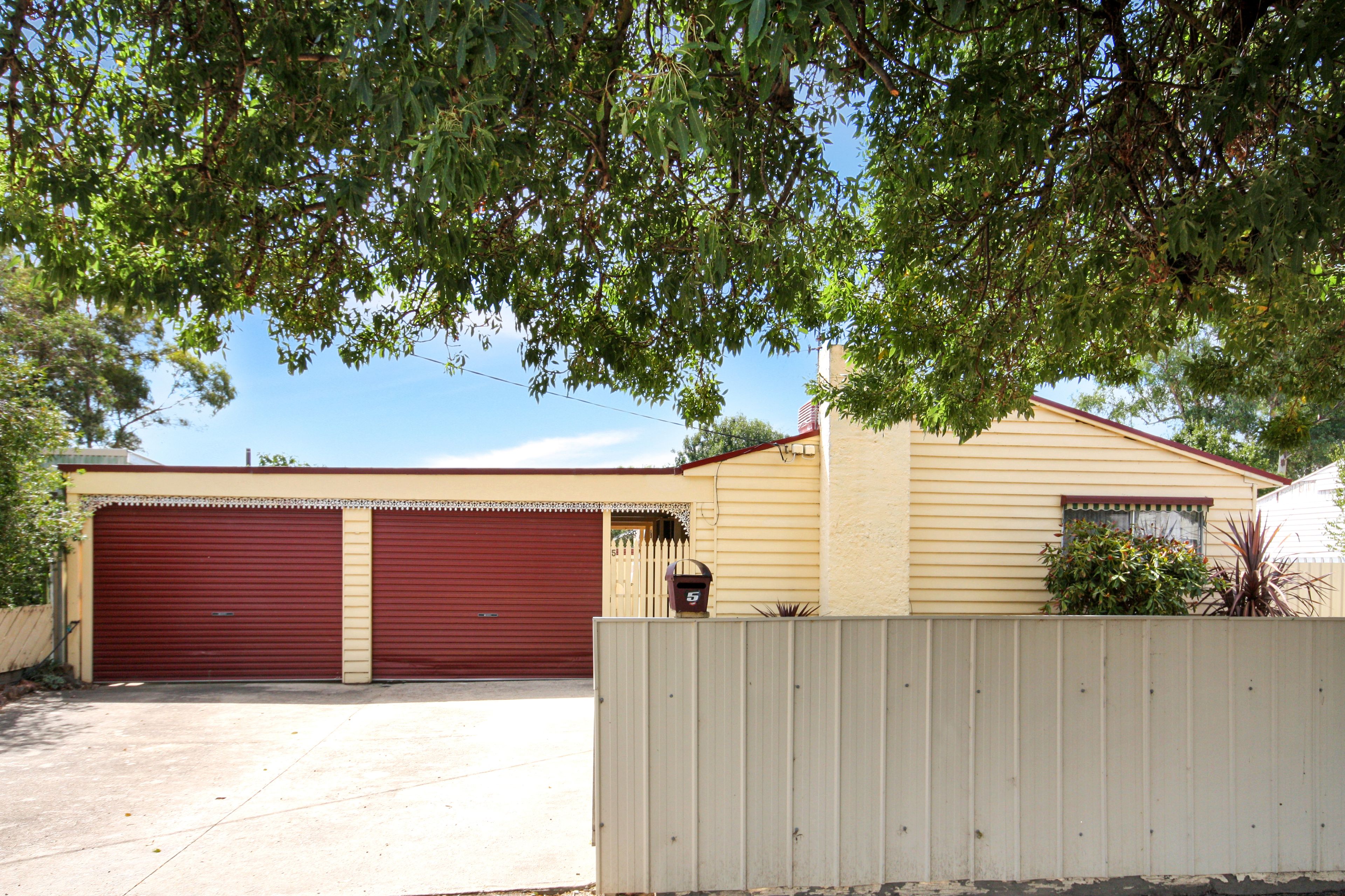 5 Ryan Street — photo from Ray White Benalla