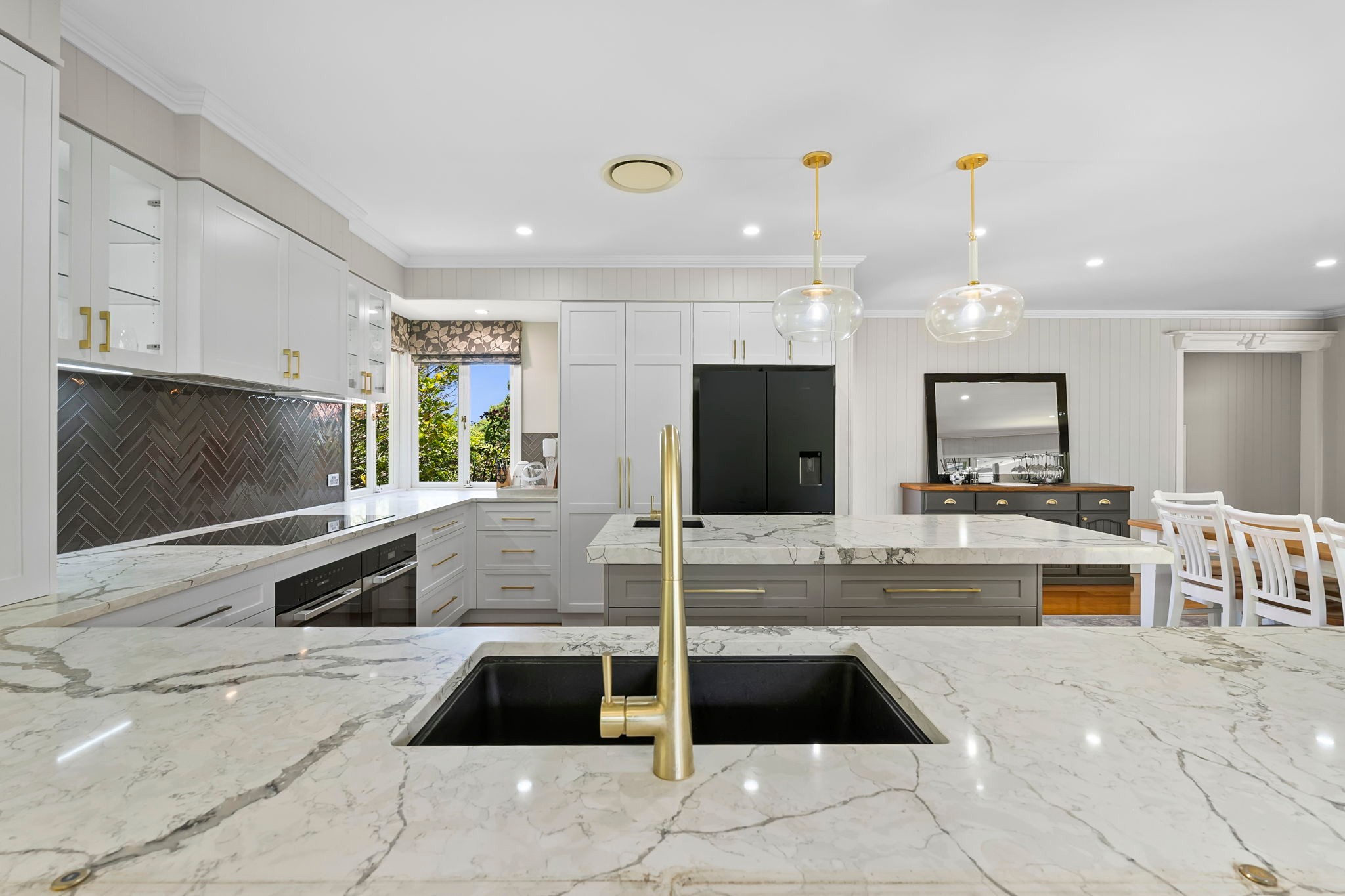 193 Dewar Terrace, Corinda, QLD 4075