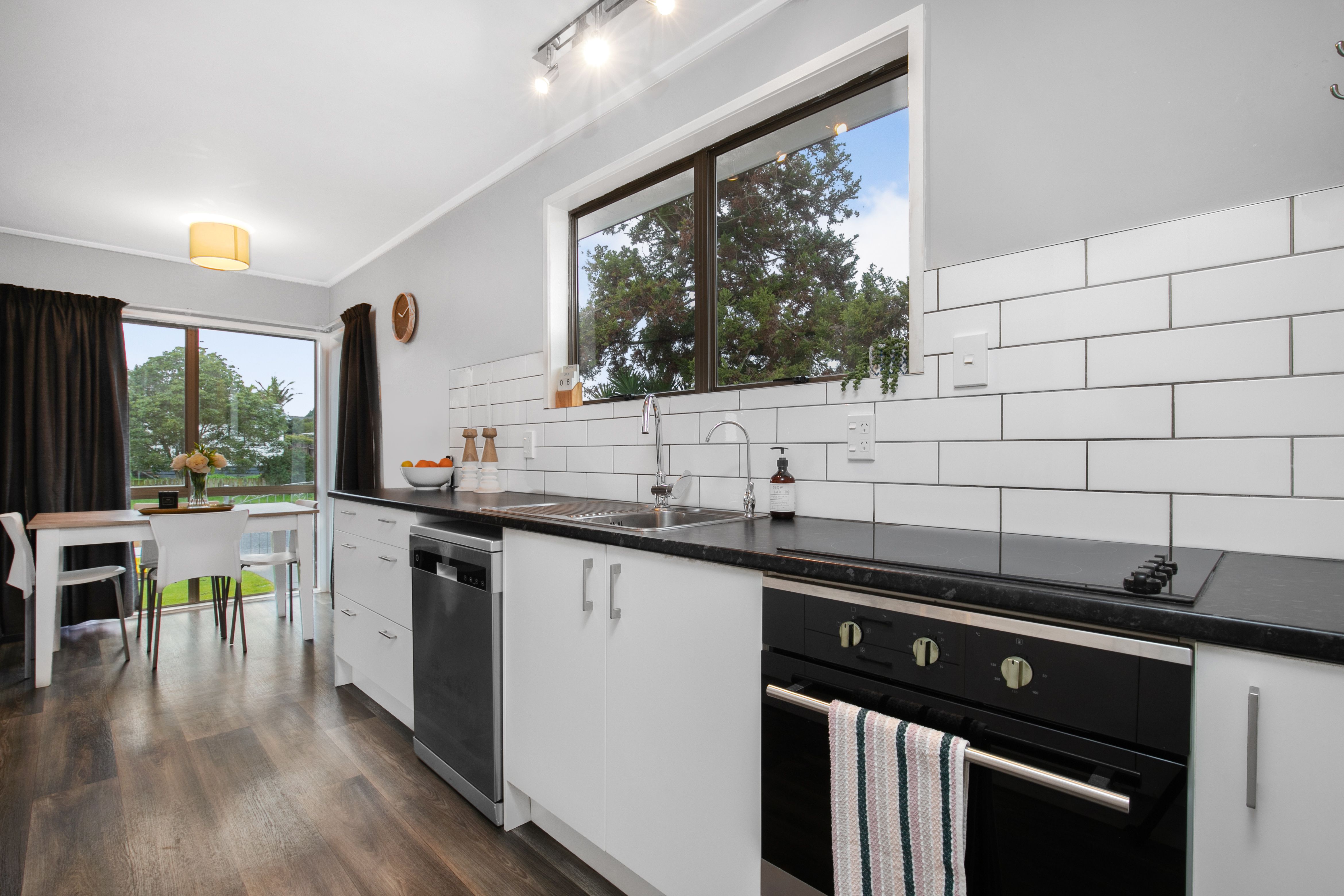 113 Sykes Road, Weymouth, Manukau City