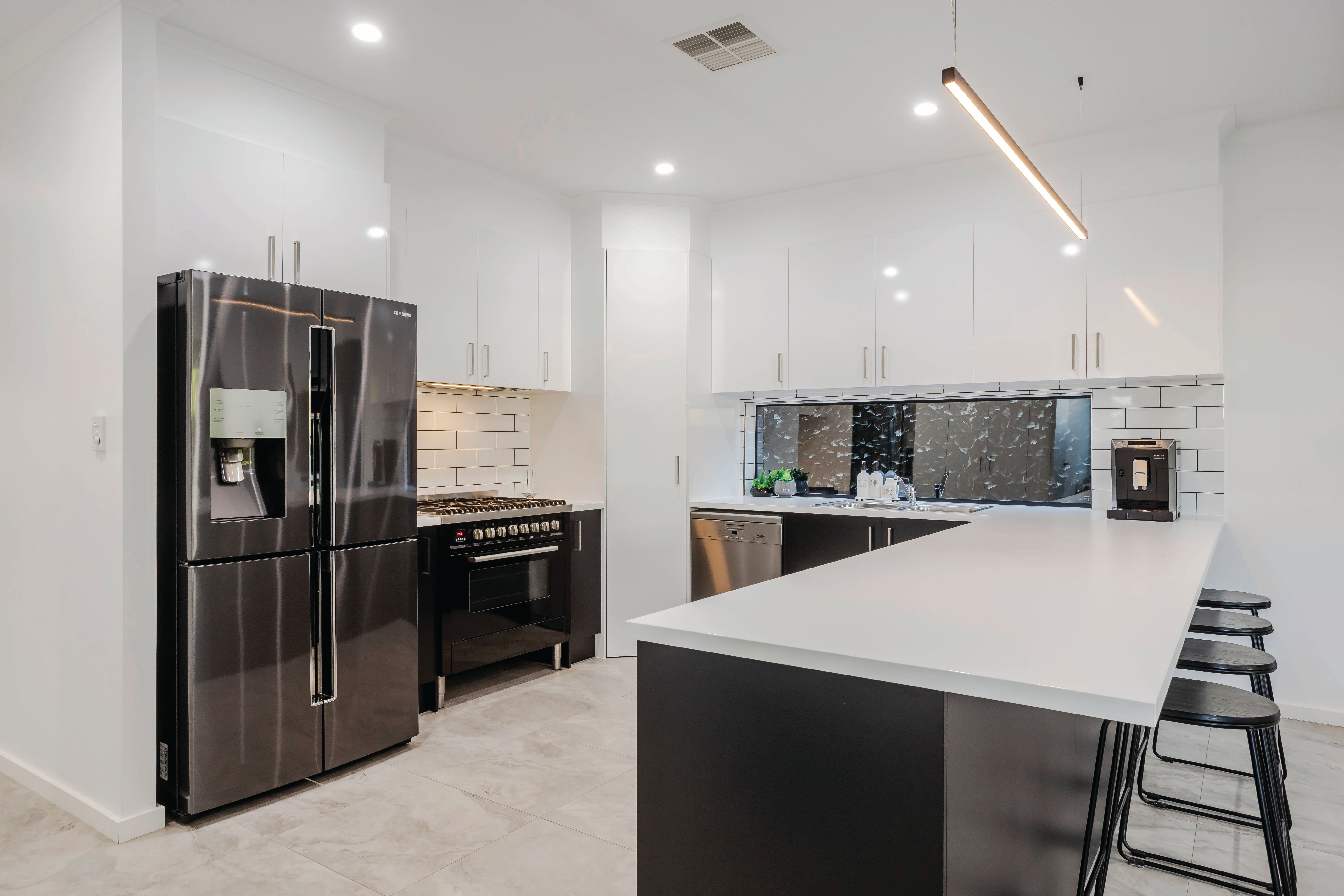 43 Nicholls Terrace — photo 16 of 30