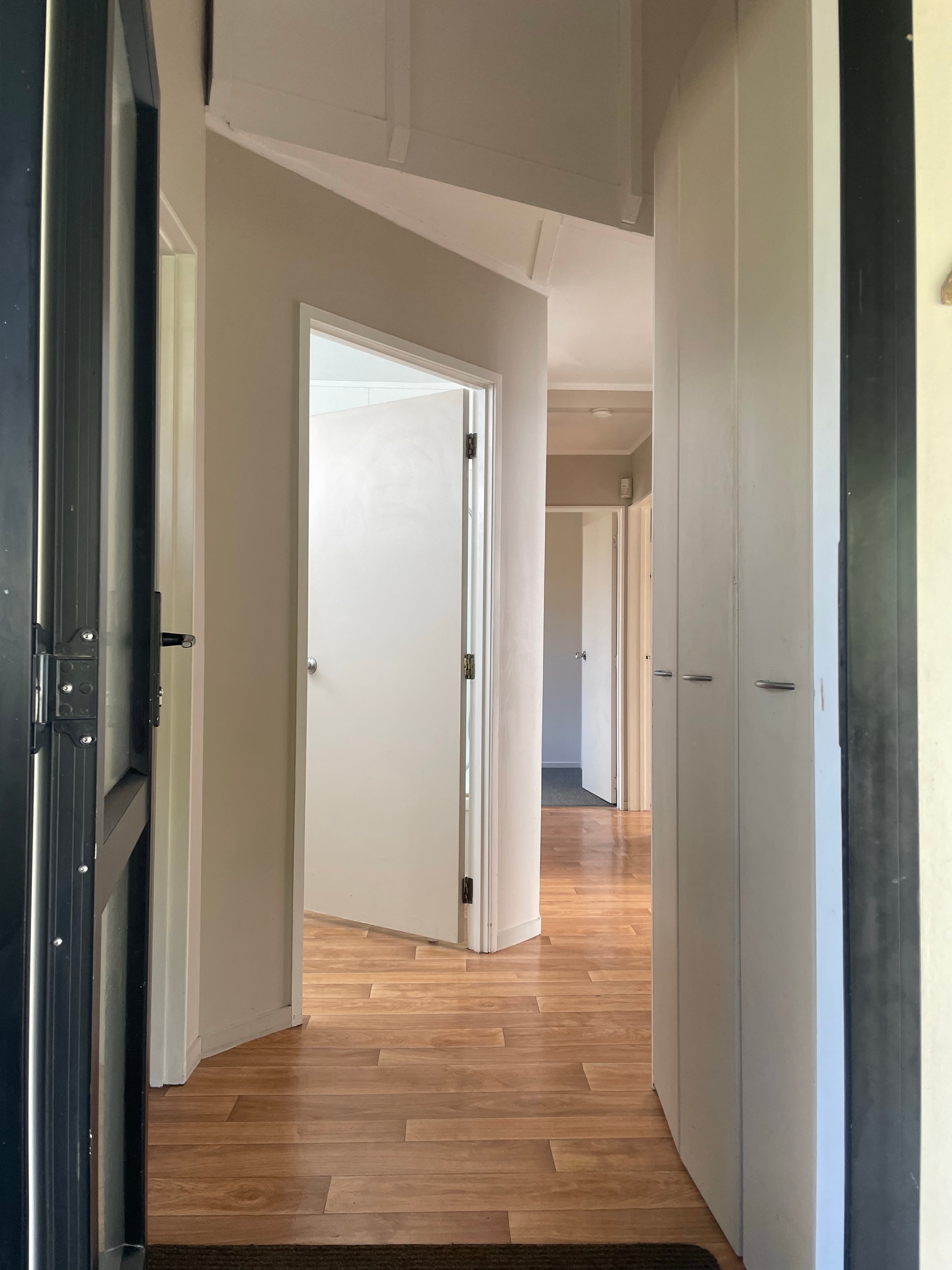 4/25a Beach Road, Te Atatu Peninsula, Waitakere City