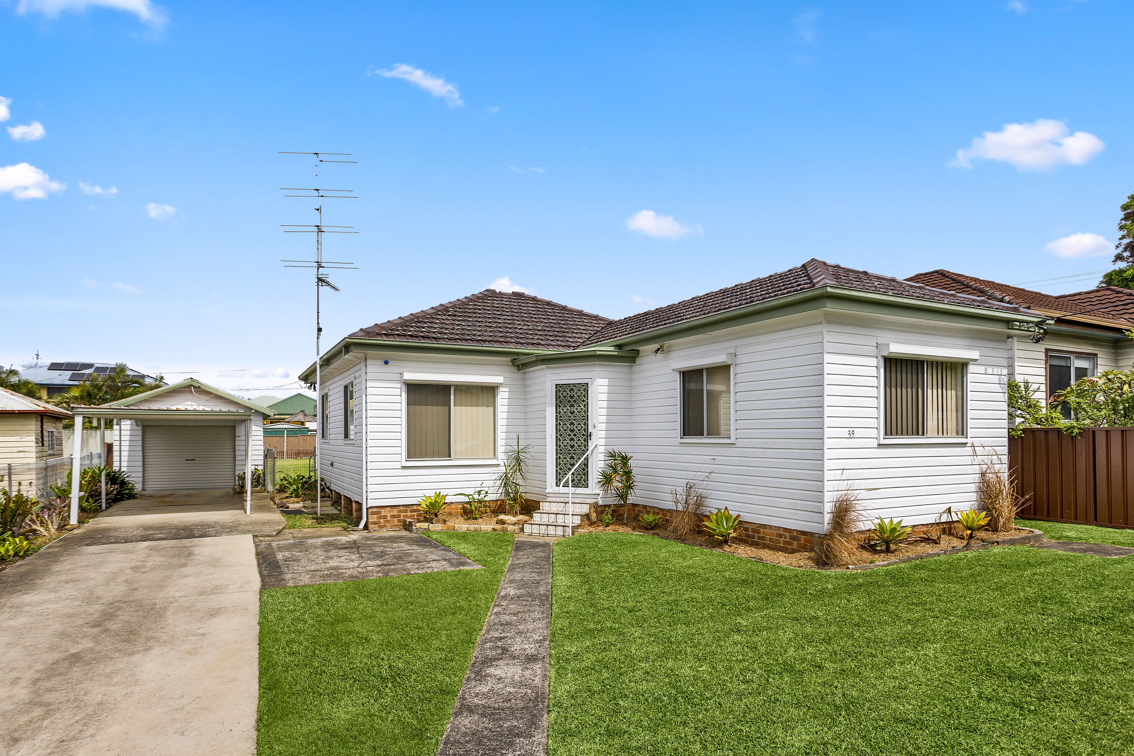39 Murranar Road, Towradgi NSW 2518
