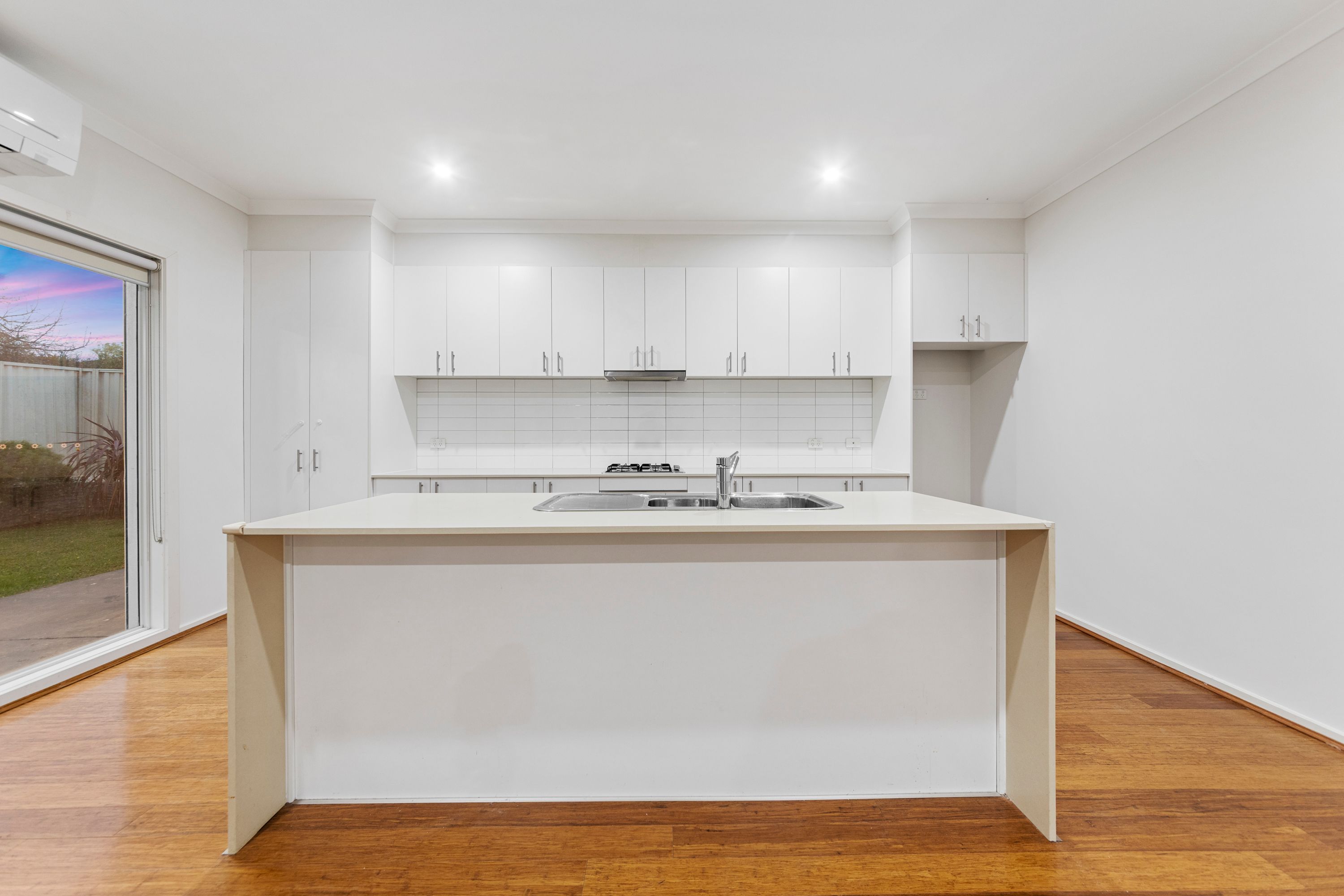 23 Botanic Drive — photo 5 of 28