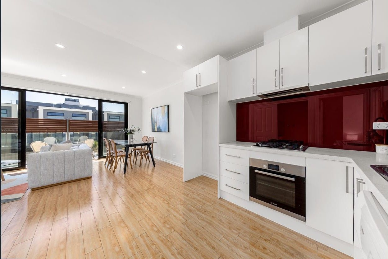 3/372 Burwood Highway — photo 3 of 12