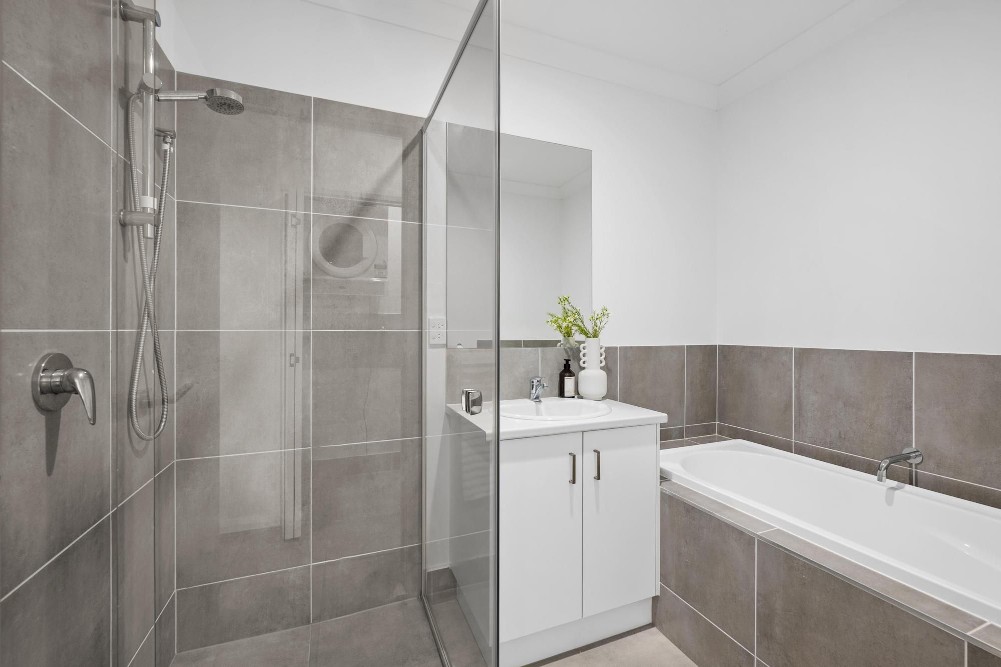 8 Torrens Parkway — photo 15 of 21
