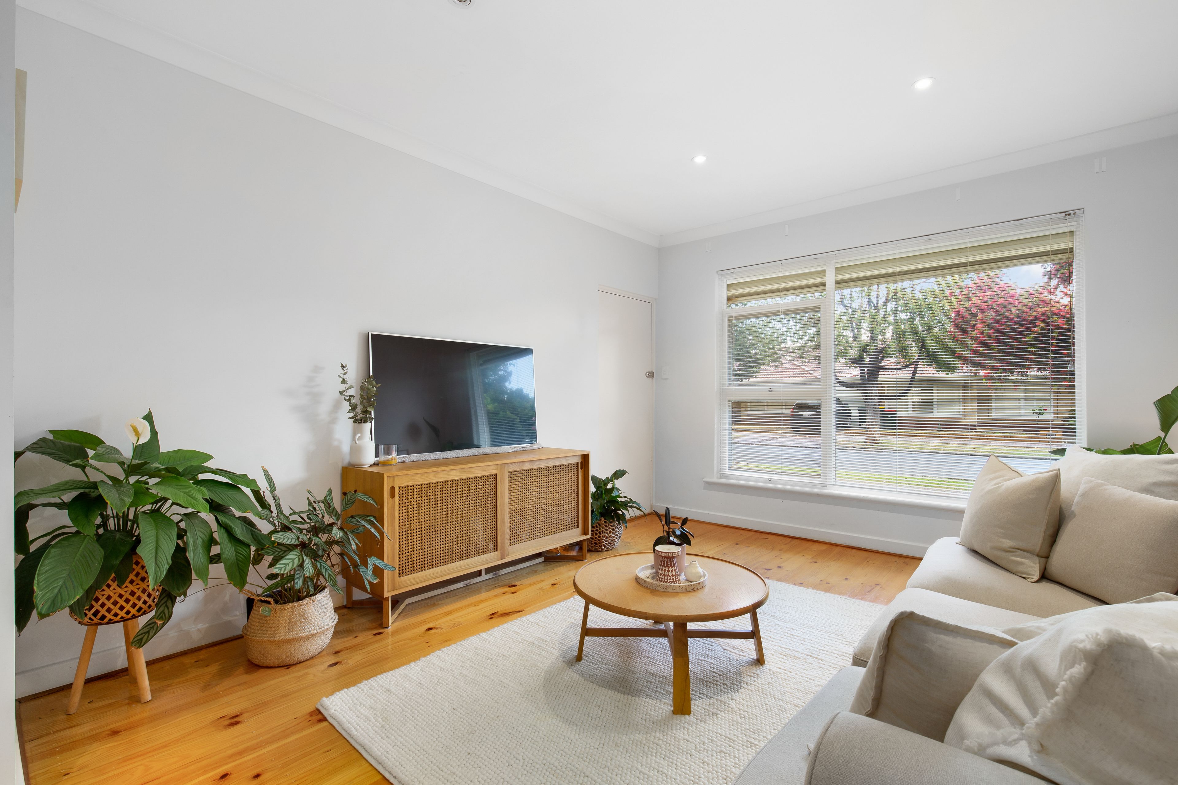 3/30 Dunbar Terrace — photo 4 of 15