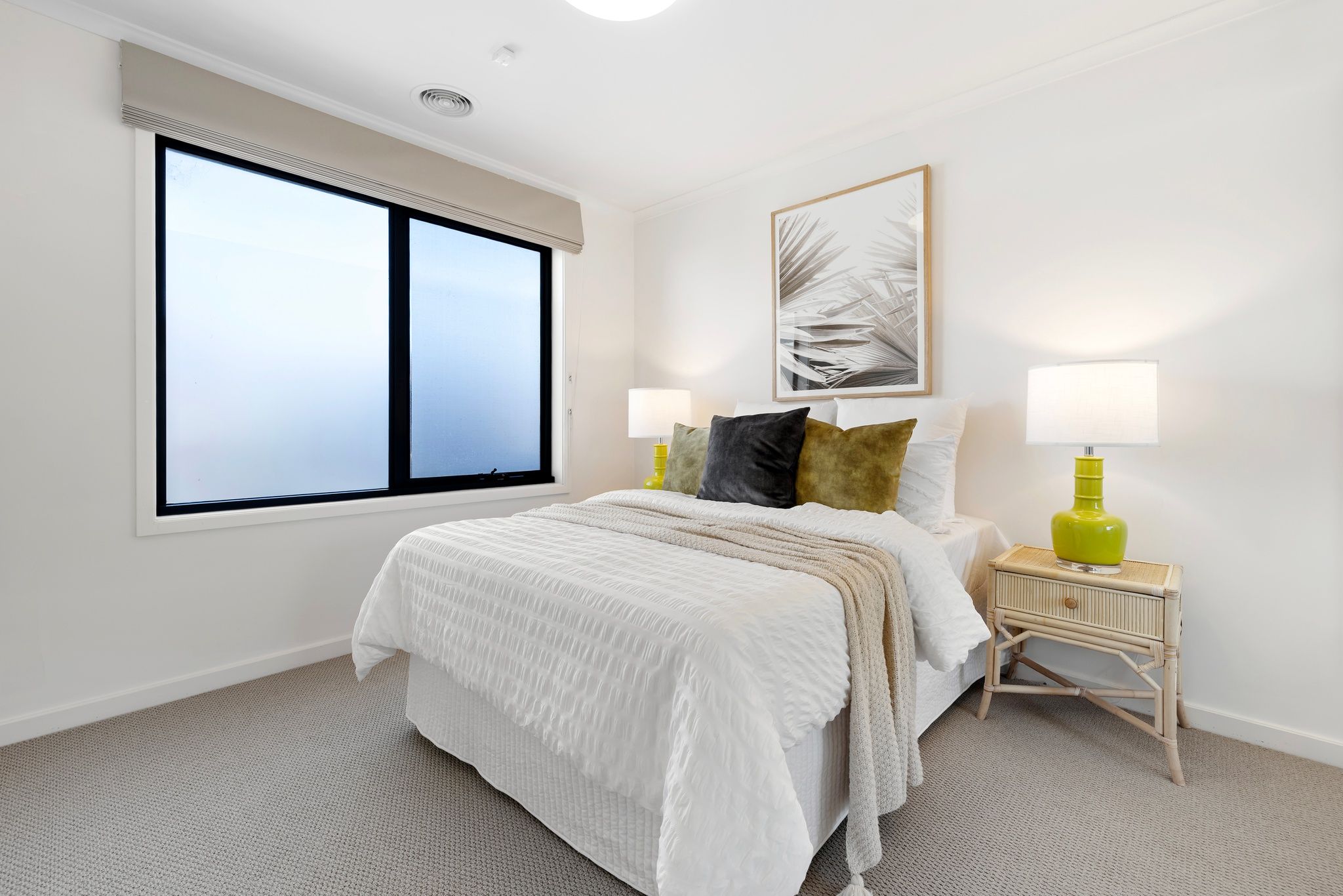 4 Anfield Crescent — photo 11 of 15