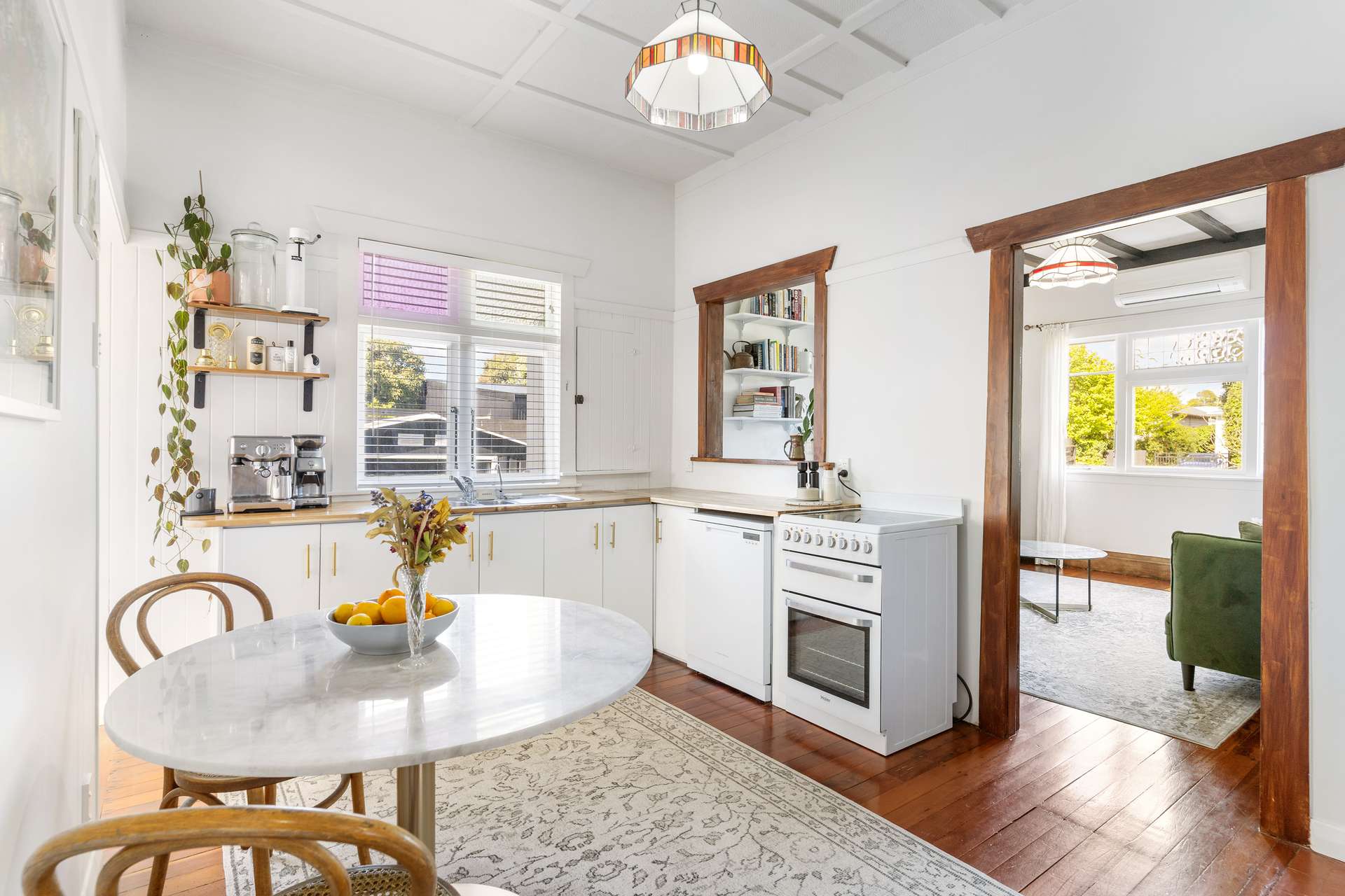 12 Mona Avenue photo 1