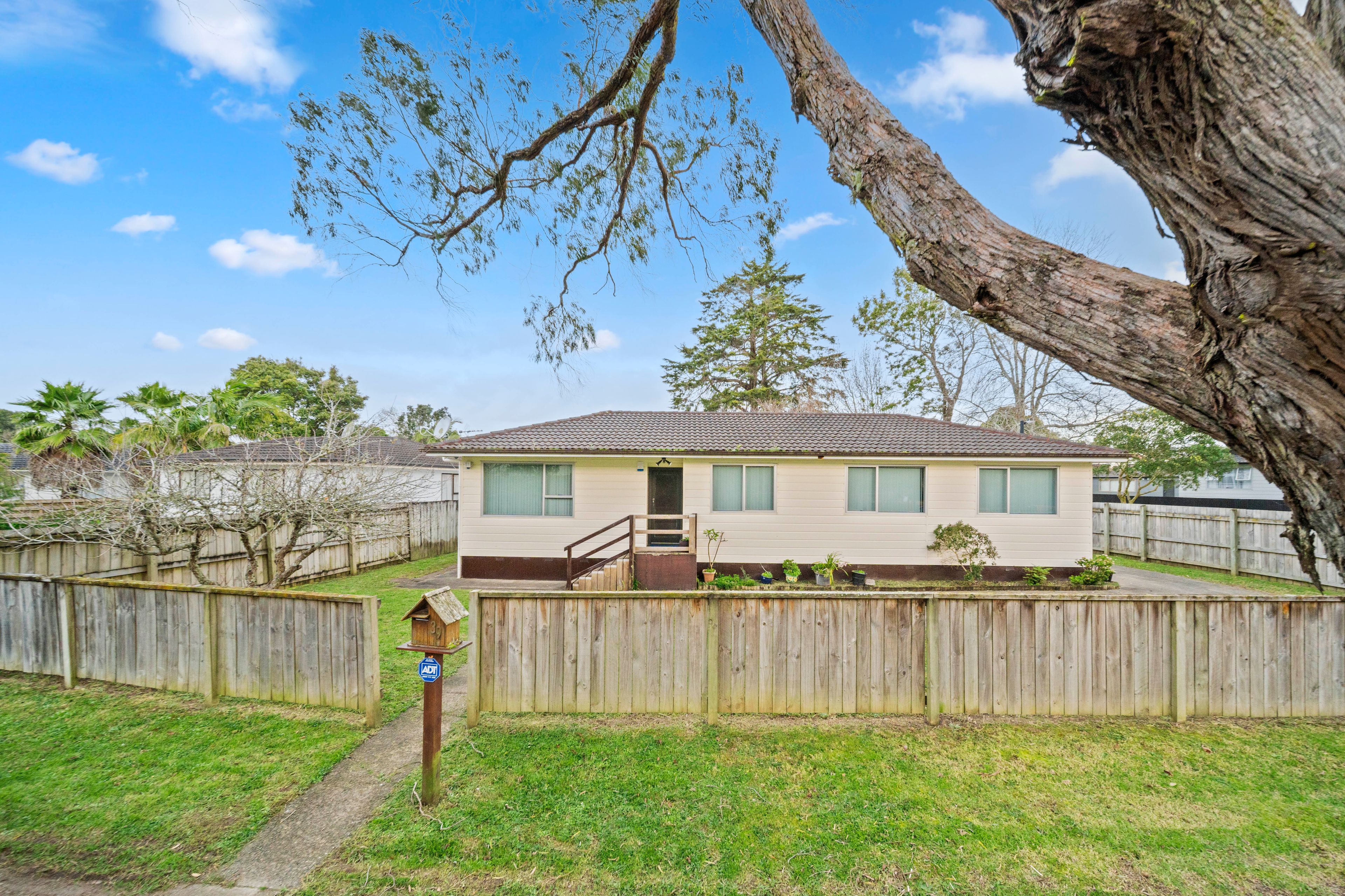 39 Urlich Drive, Ranui, Waitakere City