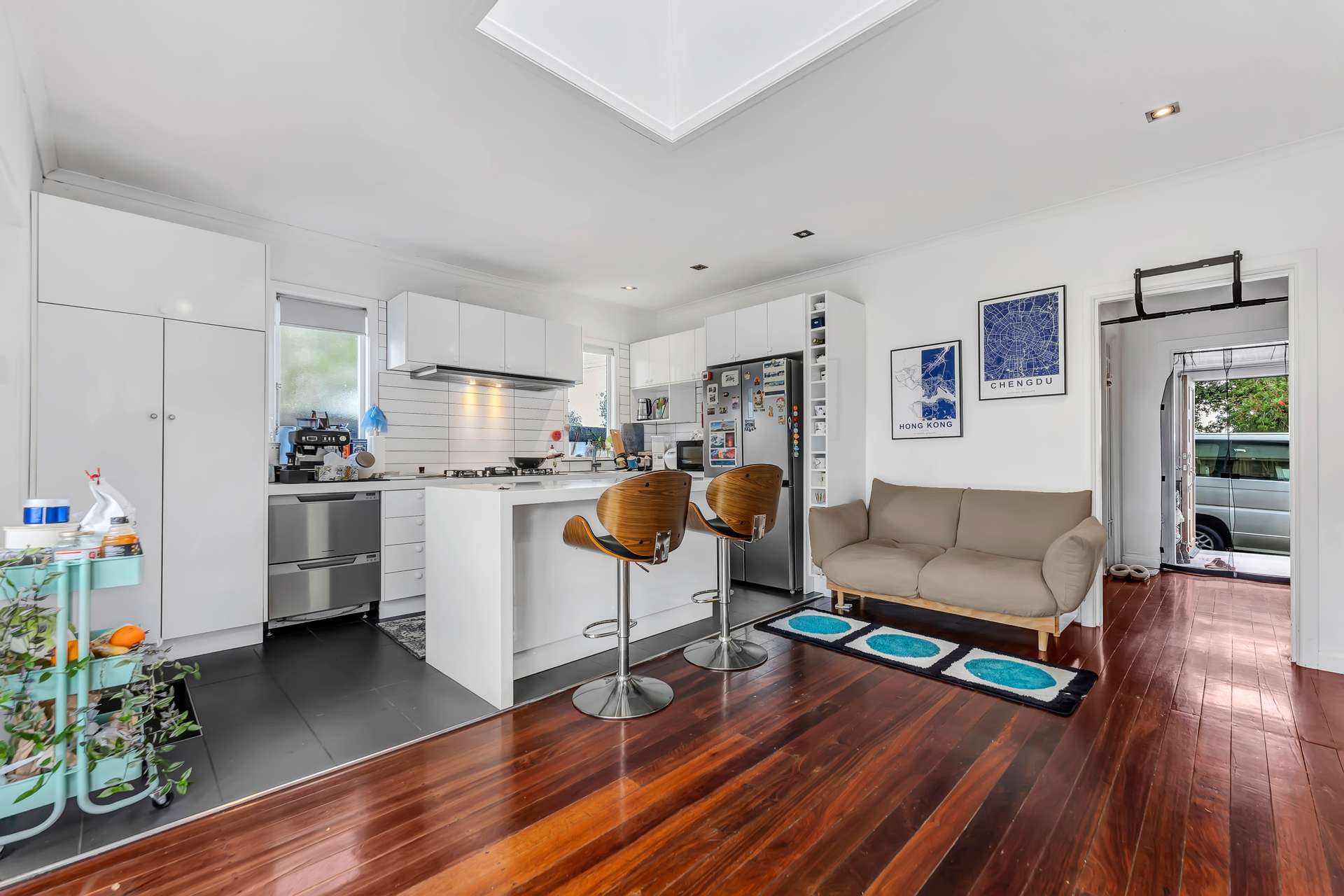84 Eversleigh Road photo 9