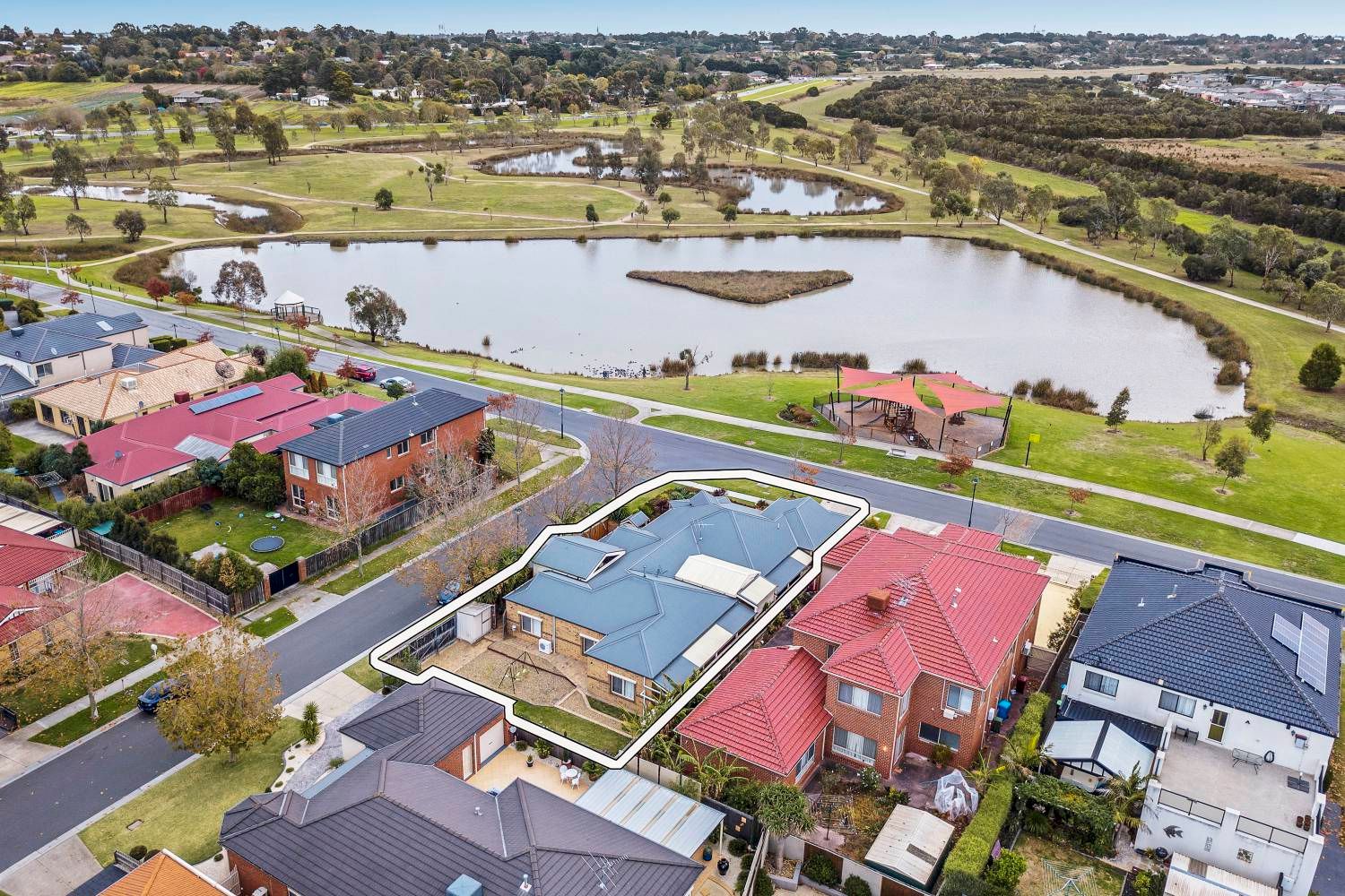 34 Loxley Boulevard, Narre Warren South, VIC 3805