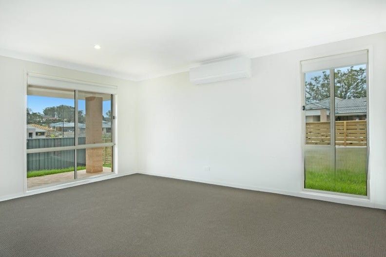 19 Server Avenue, JORDAN SPRINGS, NSW 2747