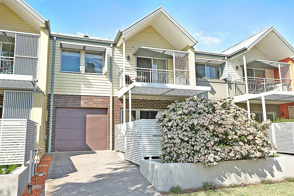 125 Lakeview Drive, Cranebrook NSW 2749
