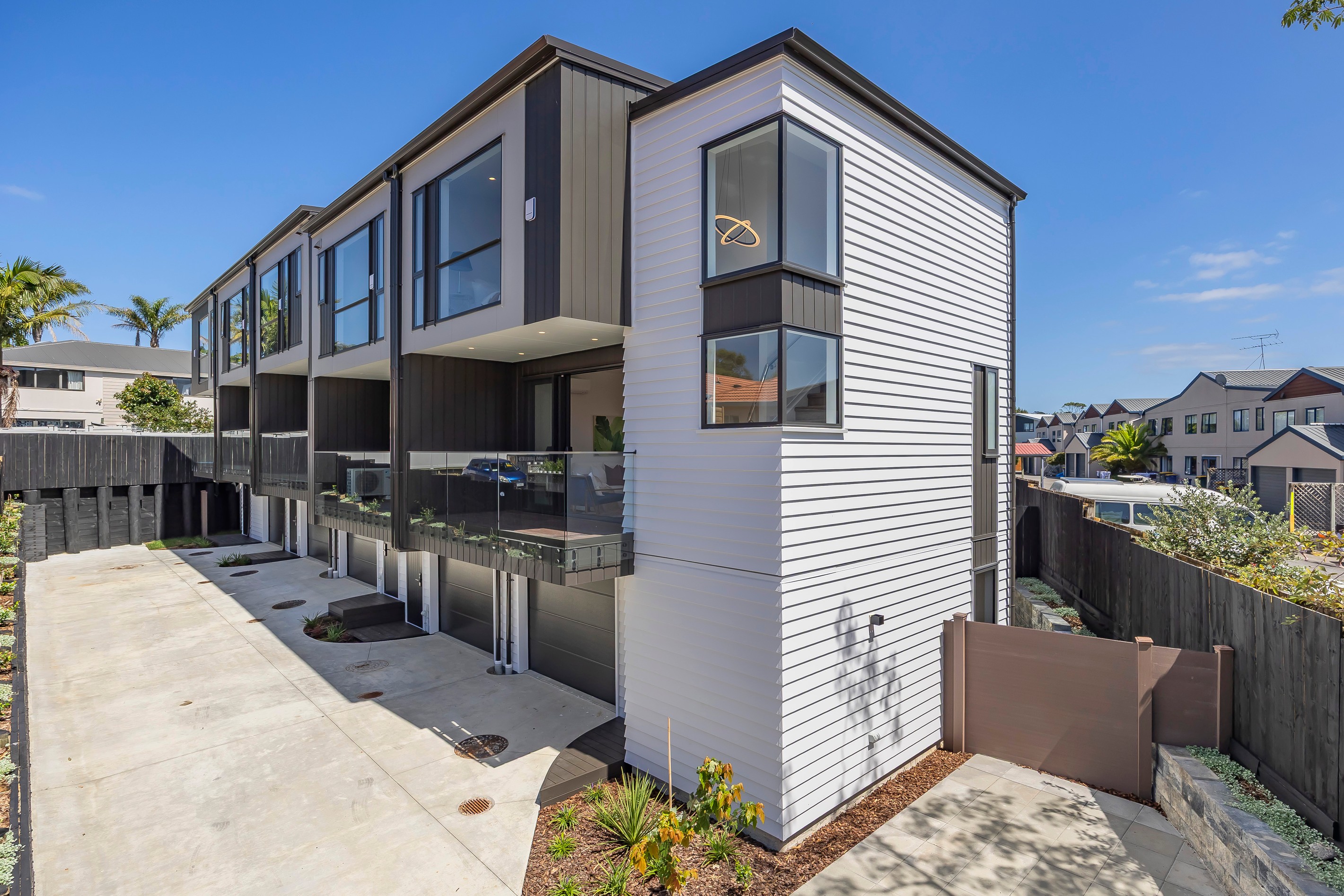 Unit A/17 John Jennings Drive, Oteha, North Shore City