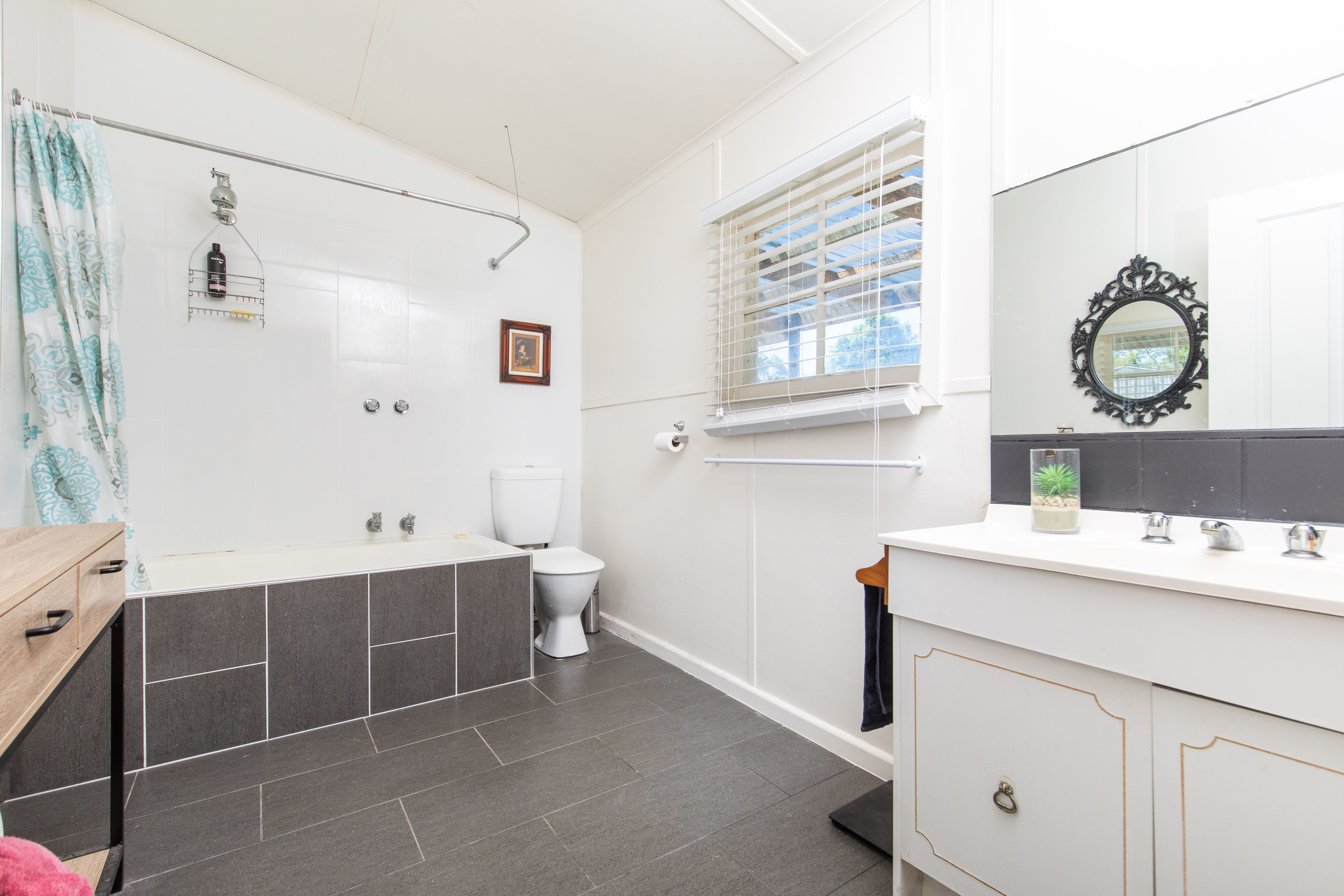 22 Railway Terrace — photo 9 of 14