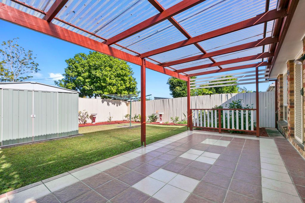 25 Macknish Crescent, Coopers Plains, QLD 4108