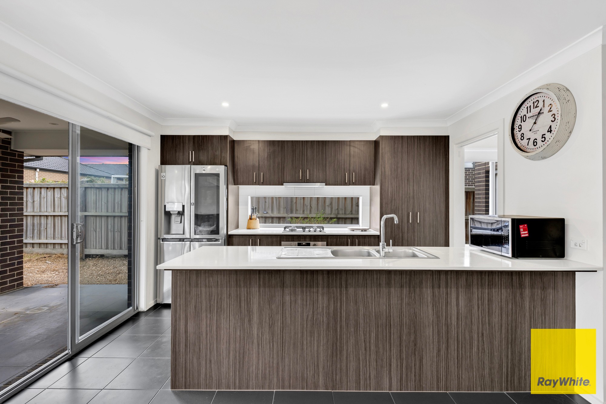 8 Dingo Street, Point Cook, VIC 3030