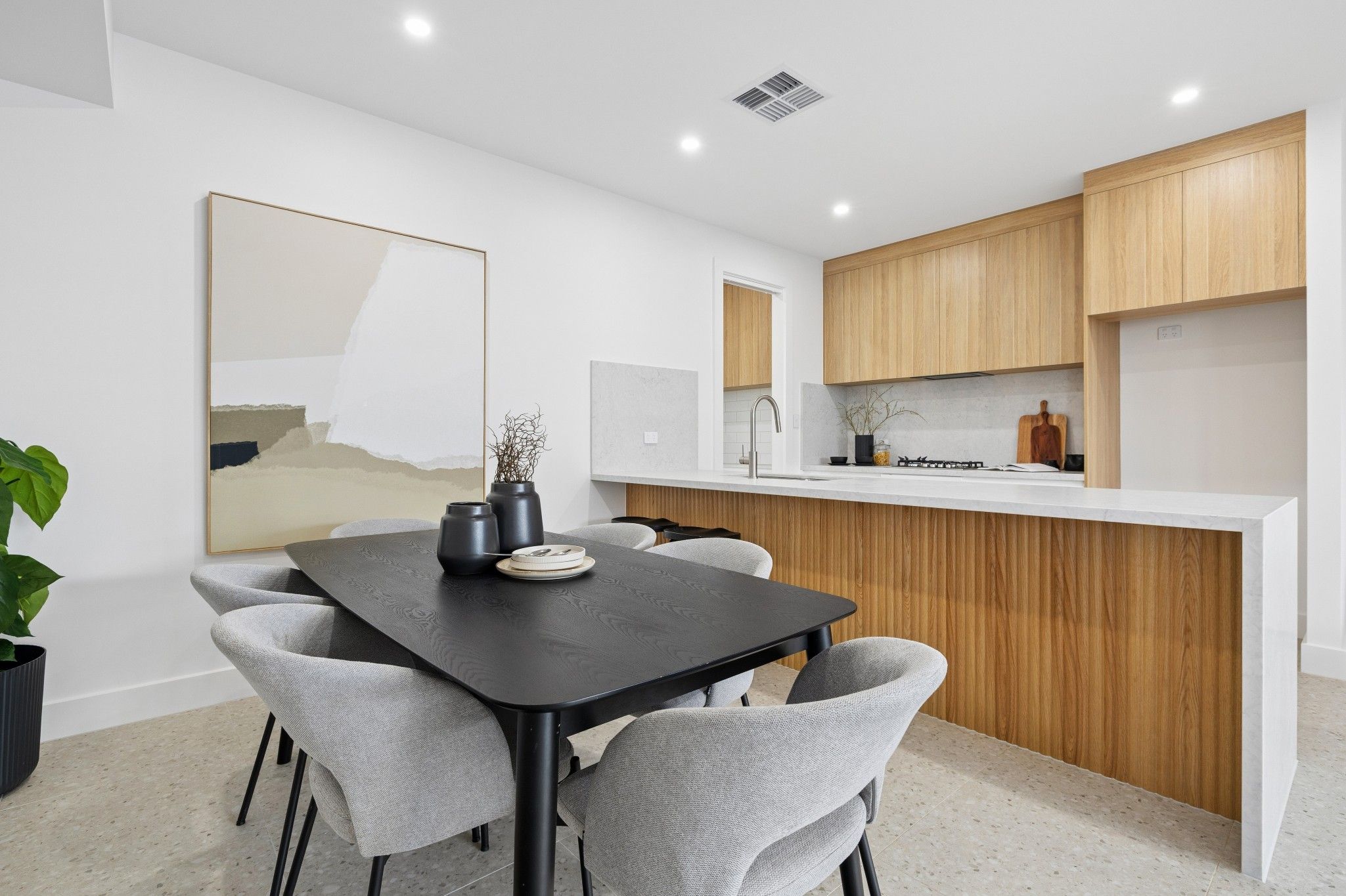 439 Grange Road — photo 9 of 27