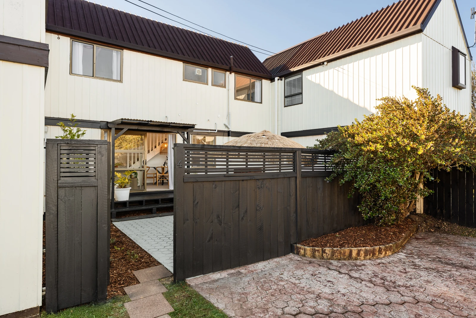 4/506 Devonport Road, Avenues, Tauranga City