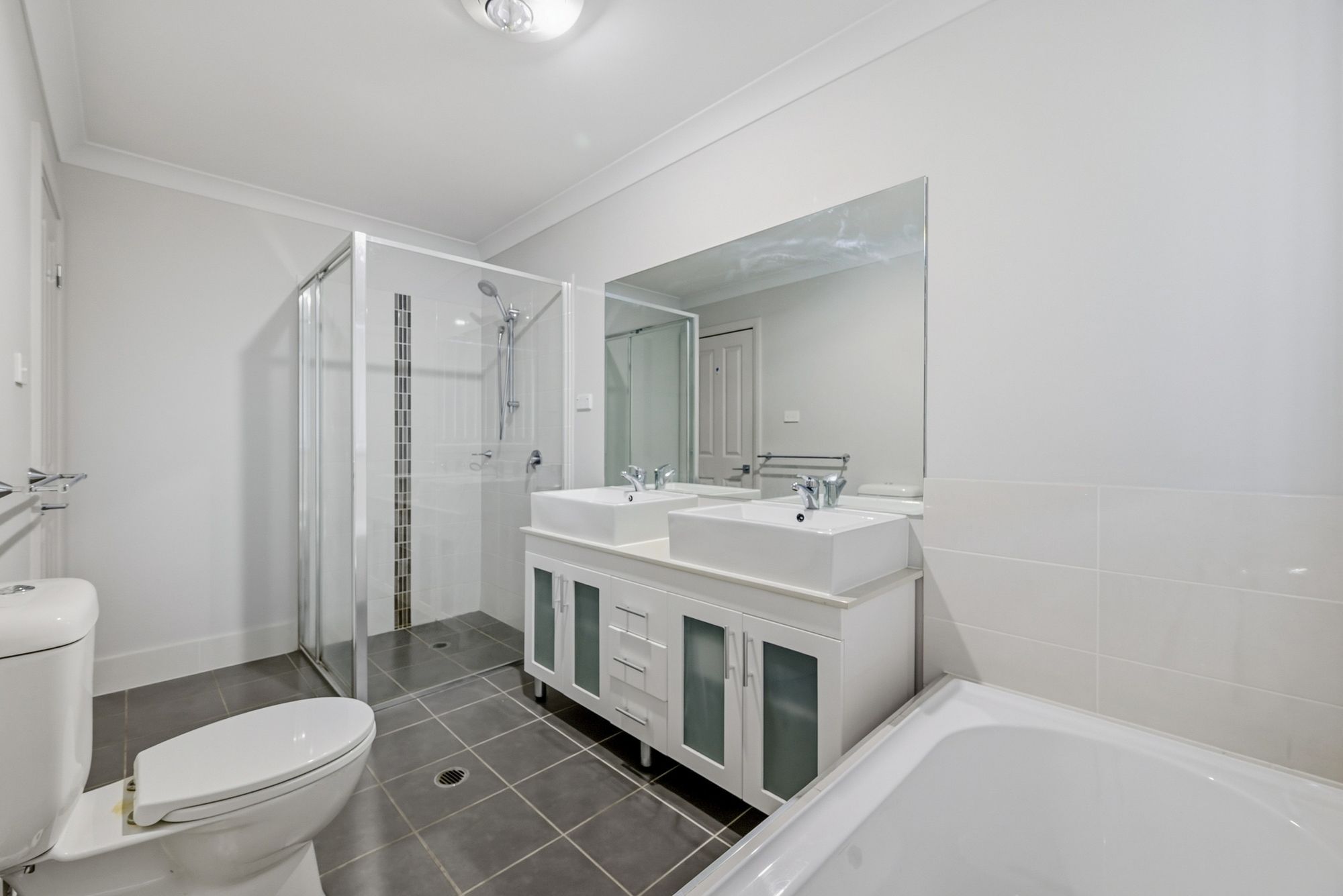 15 Ashgrove Close — photo 6 of 11