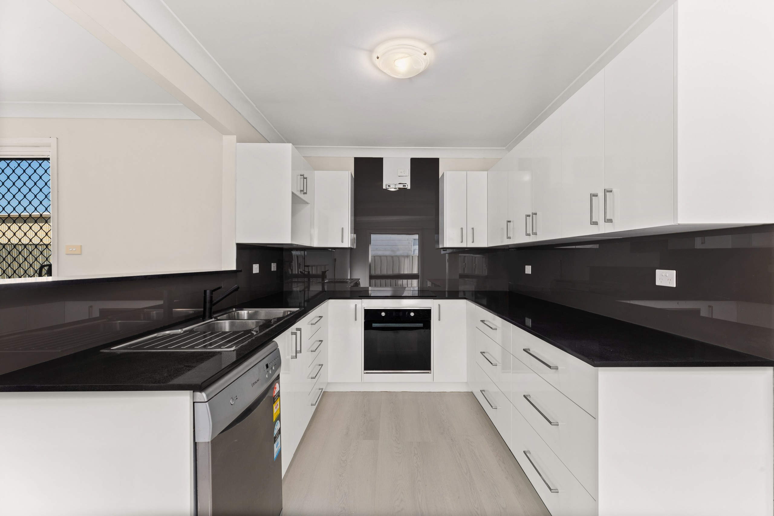 6 Vost Drive, Sanctuary Point, NSW 2540