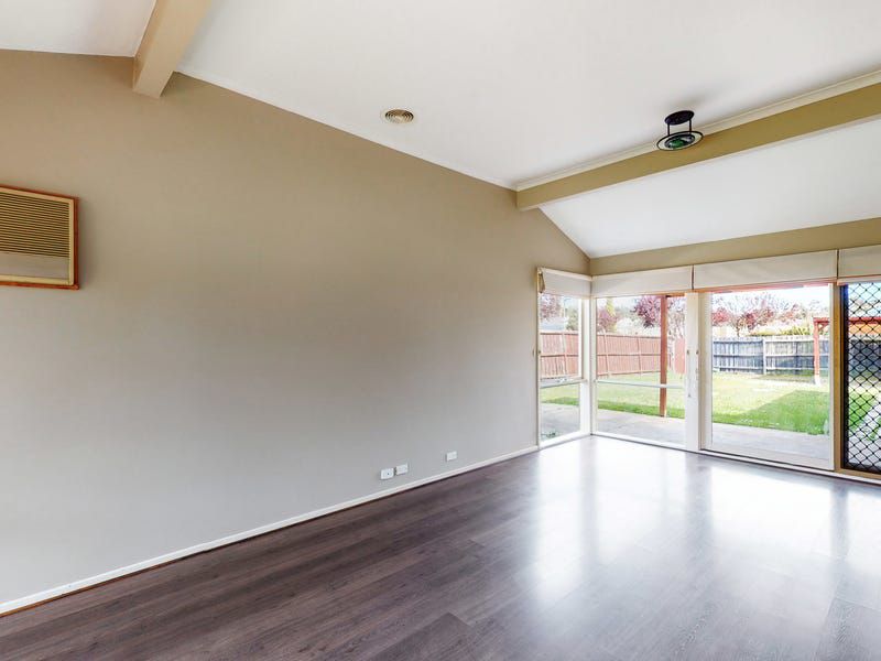 1 Farmillo Court — photo 4 of 12