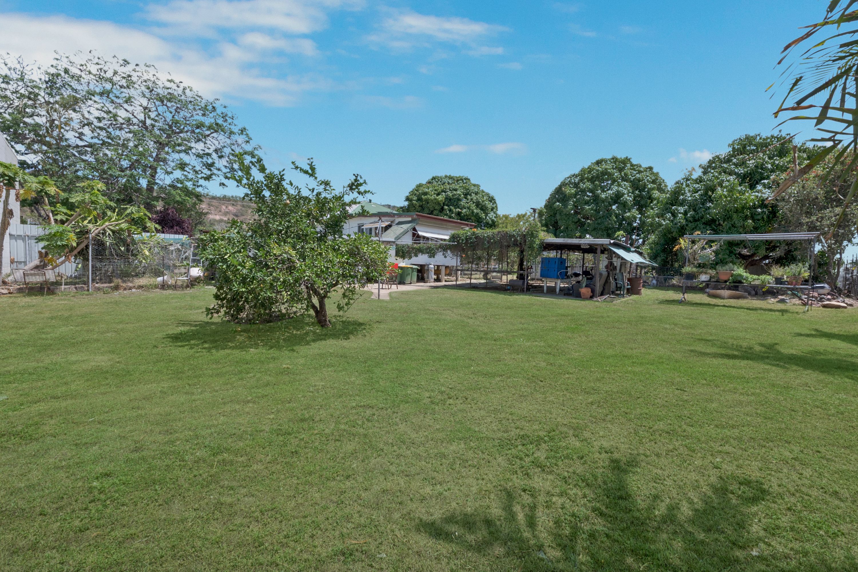 4 Partington Street, Stuart QLD 4811