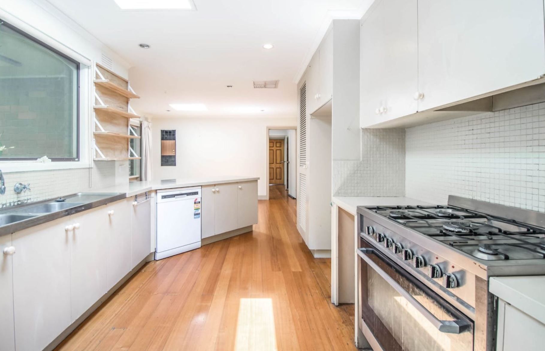 2 Musk Grove, Upper Ferntree Gully, VIC 3156