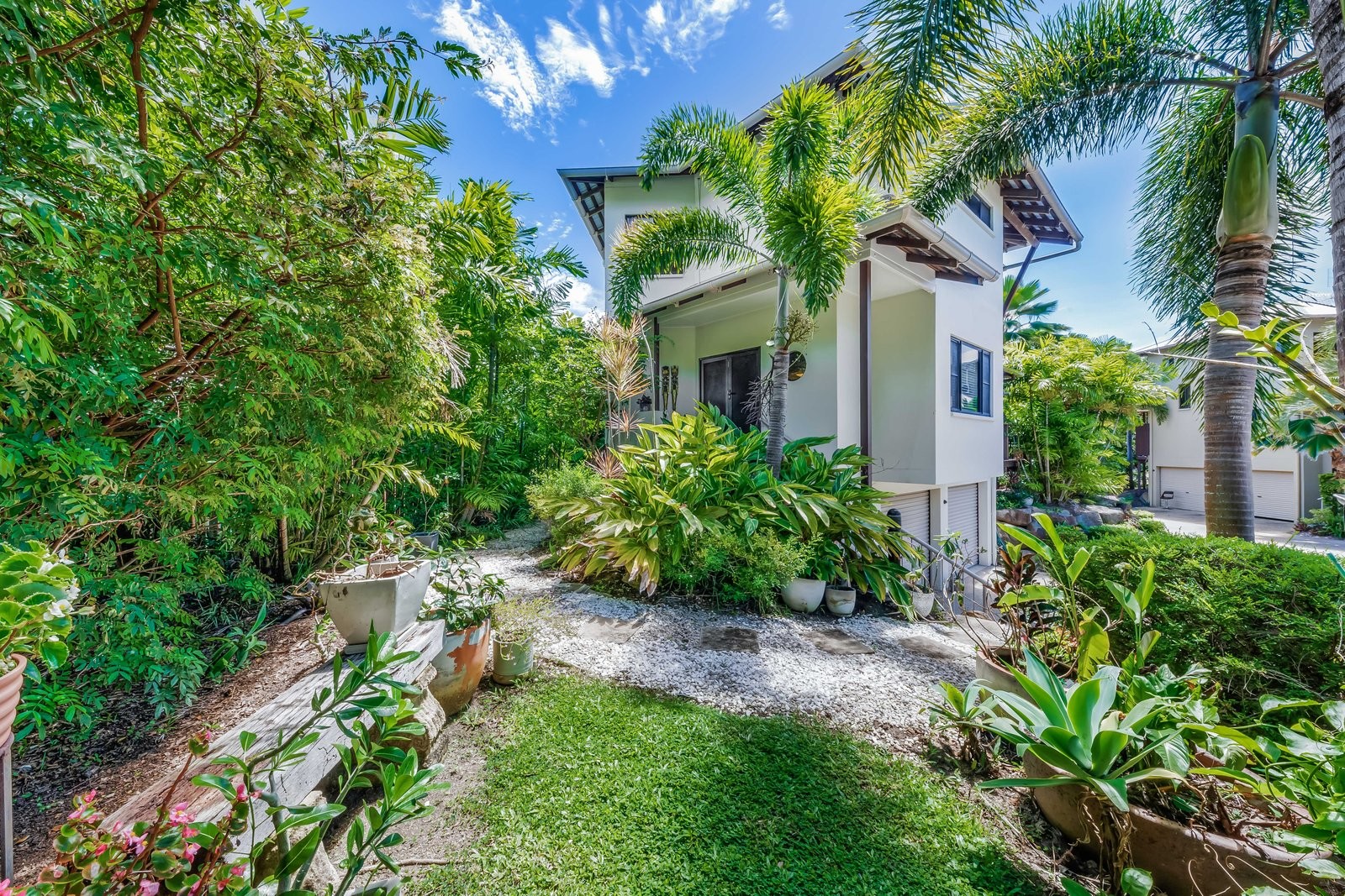 4/14 Altmann Avenue, Cannonvale, QLD 4802